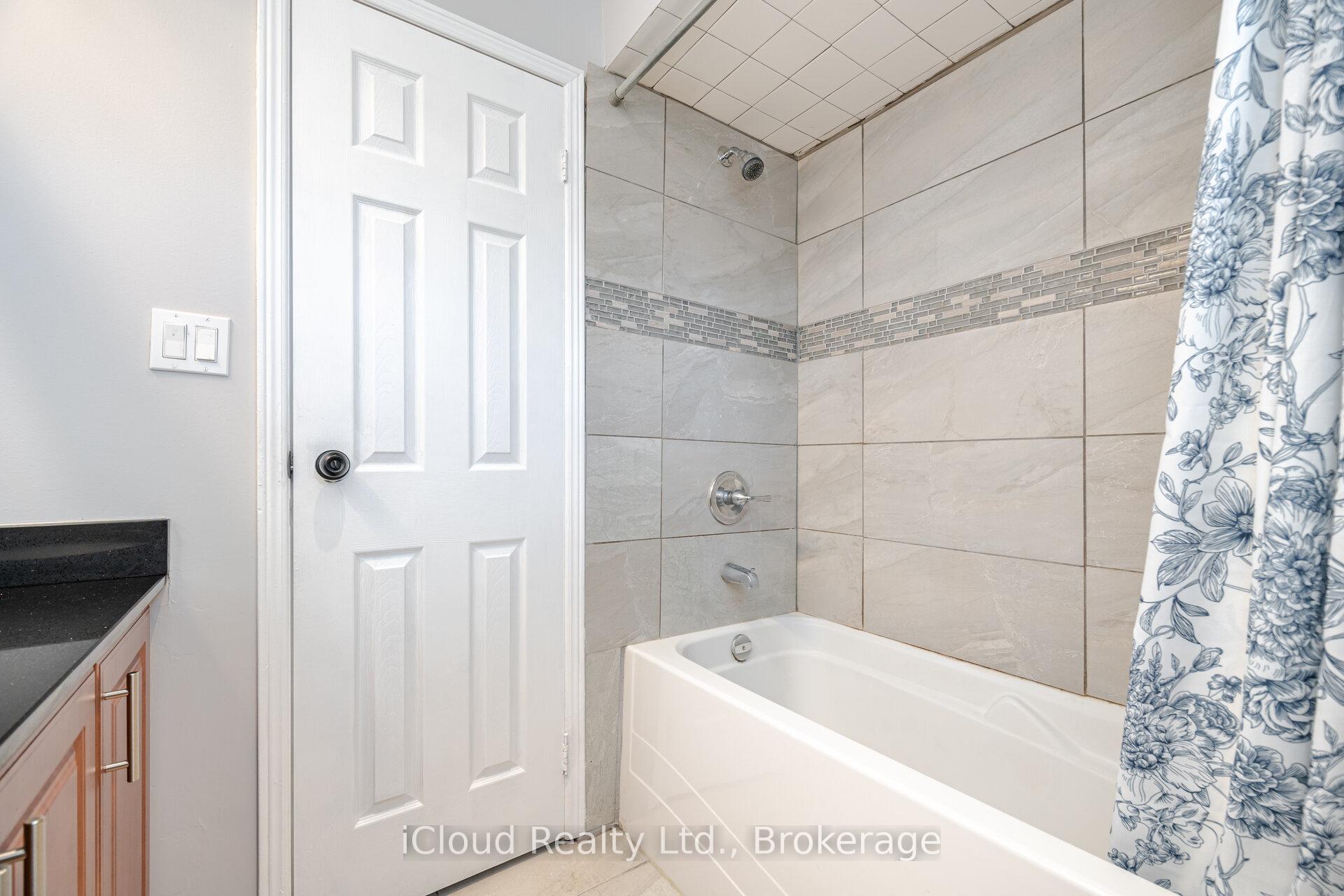 Photo 24 of 2015 Shay Drive, Pickering, Brock Ridge — HOMEH