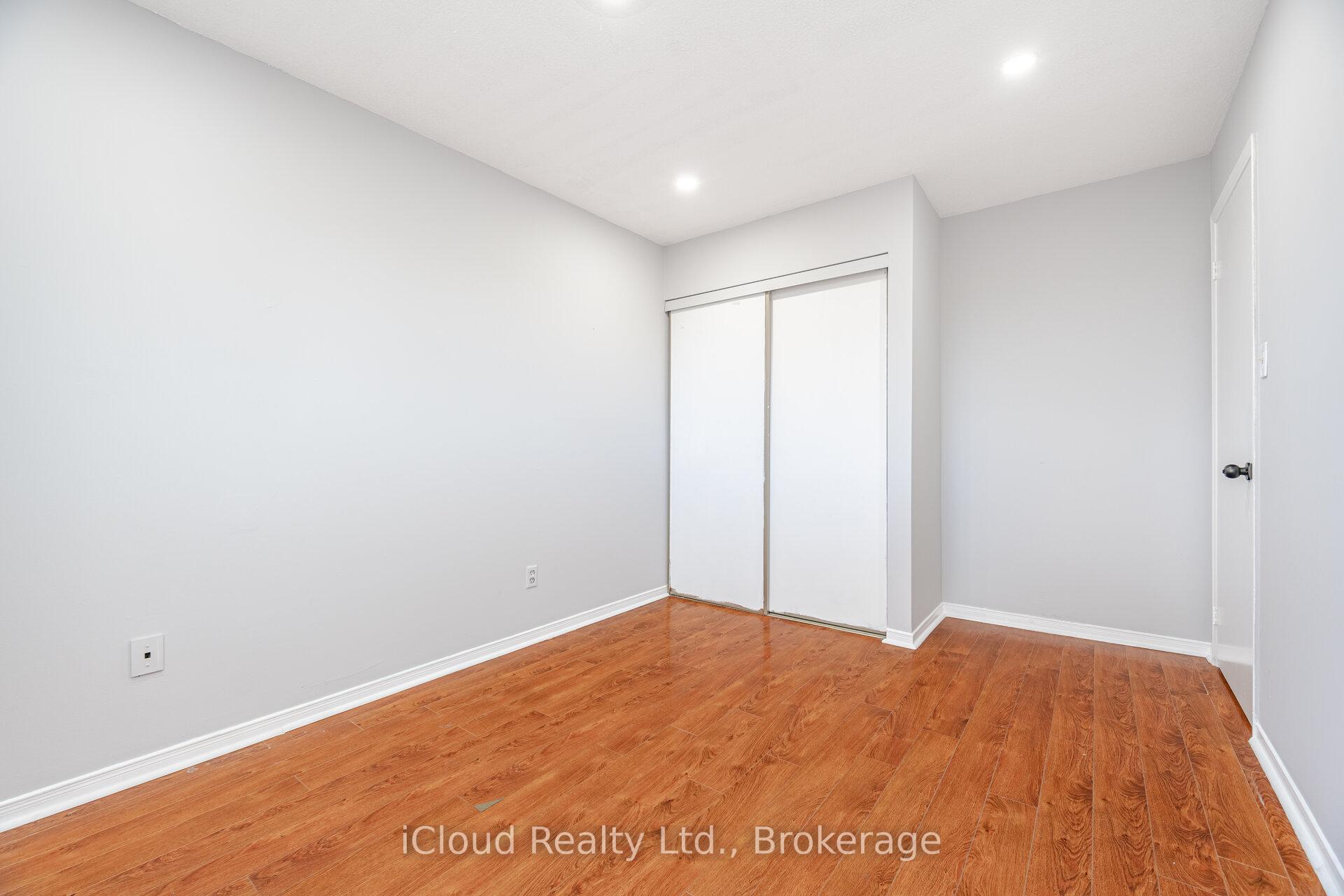Photo 30 of 2015 Shay Drive, Pickering, Brock Ridge — HOMEH