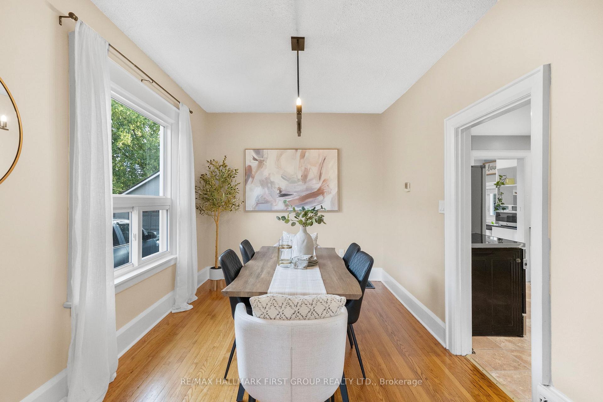 Photo 11 of 104 Gladstone Avenue, Oshawa, McLaughlin — HOMEH