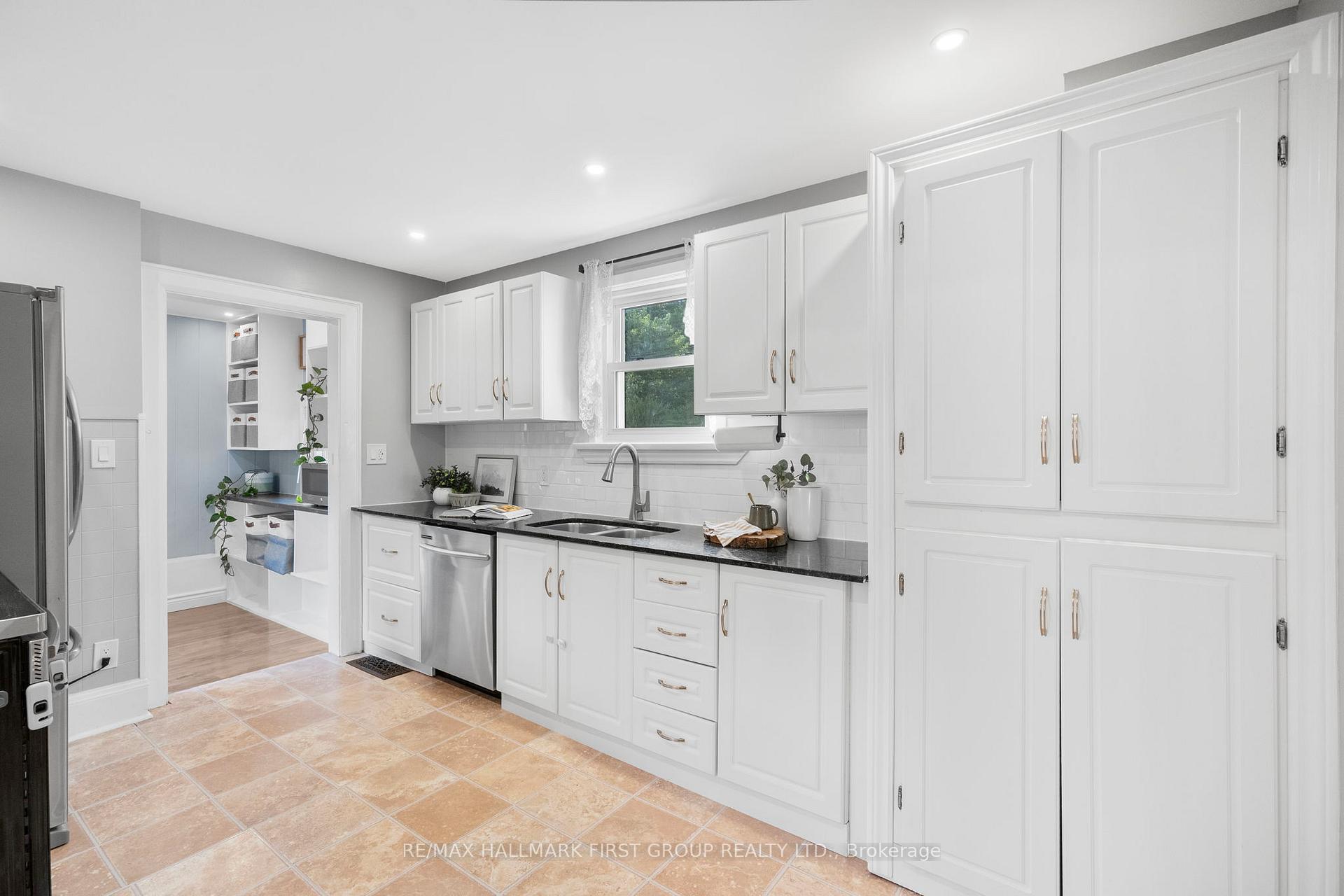 Photo 14 of 104 Gladstone Avenue, Oshawa, McLaughlin — HOMEH