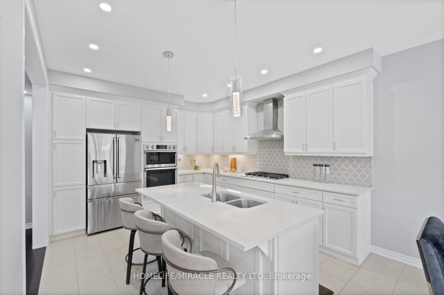 Photo 17 of 656 Kennedy Circle W, Milton, Cobban — HOMEH