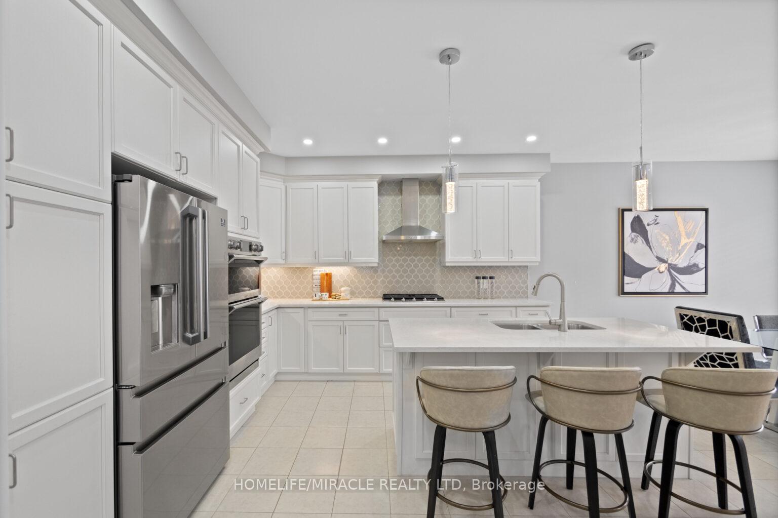 Photo 19 of 656 Kennedy Circle W, Milton, Cobban — HOMEH