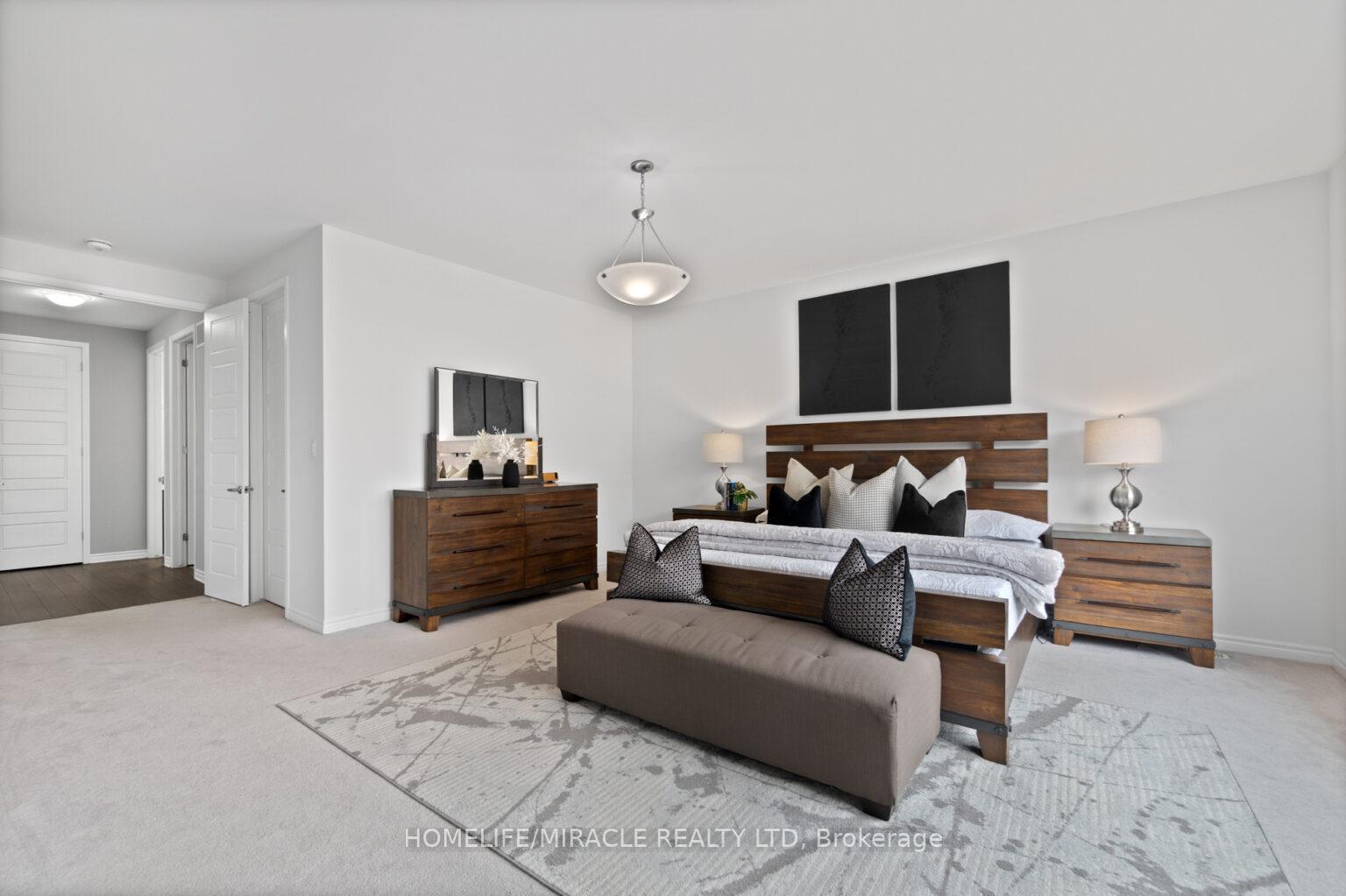 Photo 23 of 656 Kennedy Circle W, Milton, Cobban — HOMEH