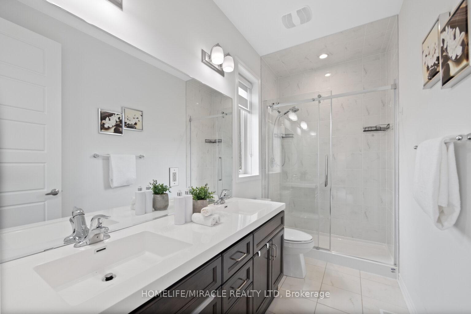Photo 25 of 656 Kennedy Circle W, Milton, Cobban — HOMEH
