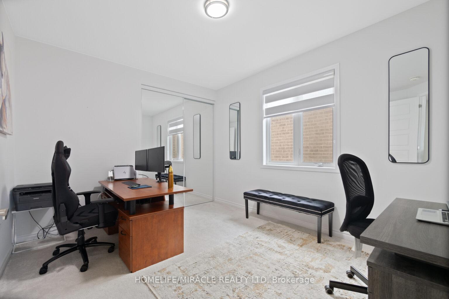 Photo 26 of 656 Kennedy Circle W, Milton, Cobban — HOMEH