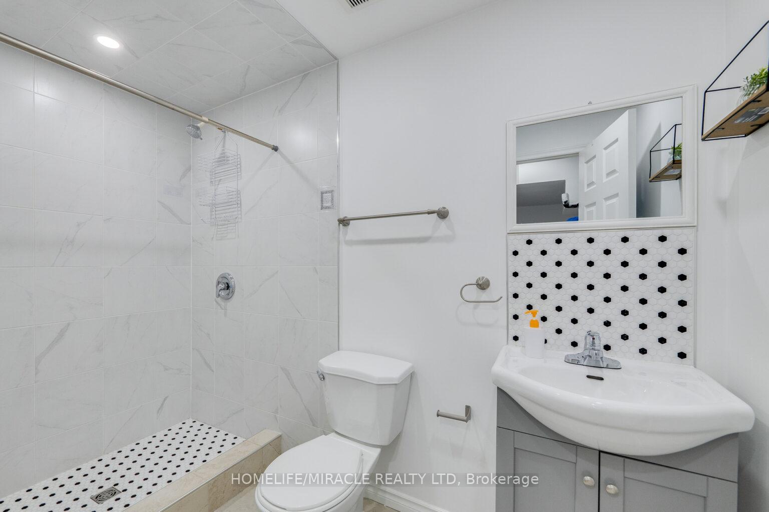 Photo 39 of 656 Kennedy Circle W, Milton, Cobban — HOMEH