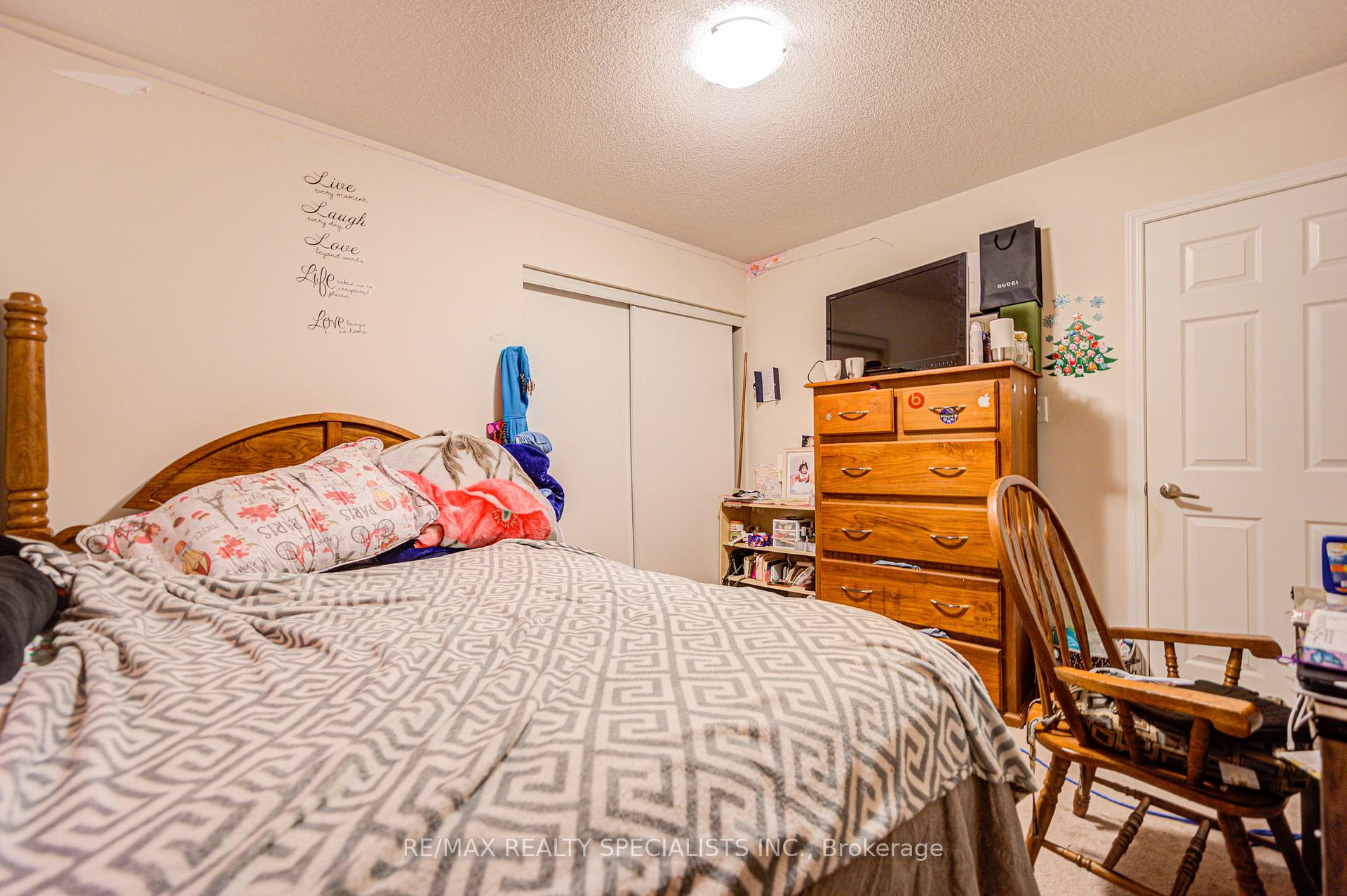 Photo 12 of 829 Cahoun Terrace, Milton, Coates — HOMEH