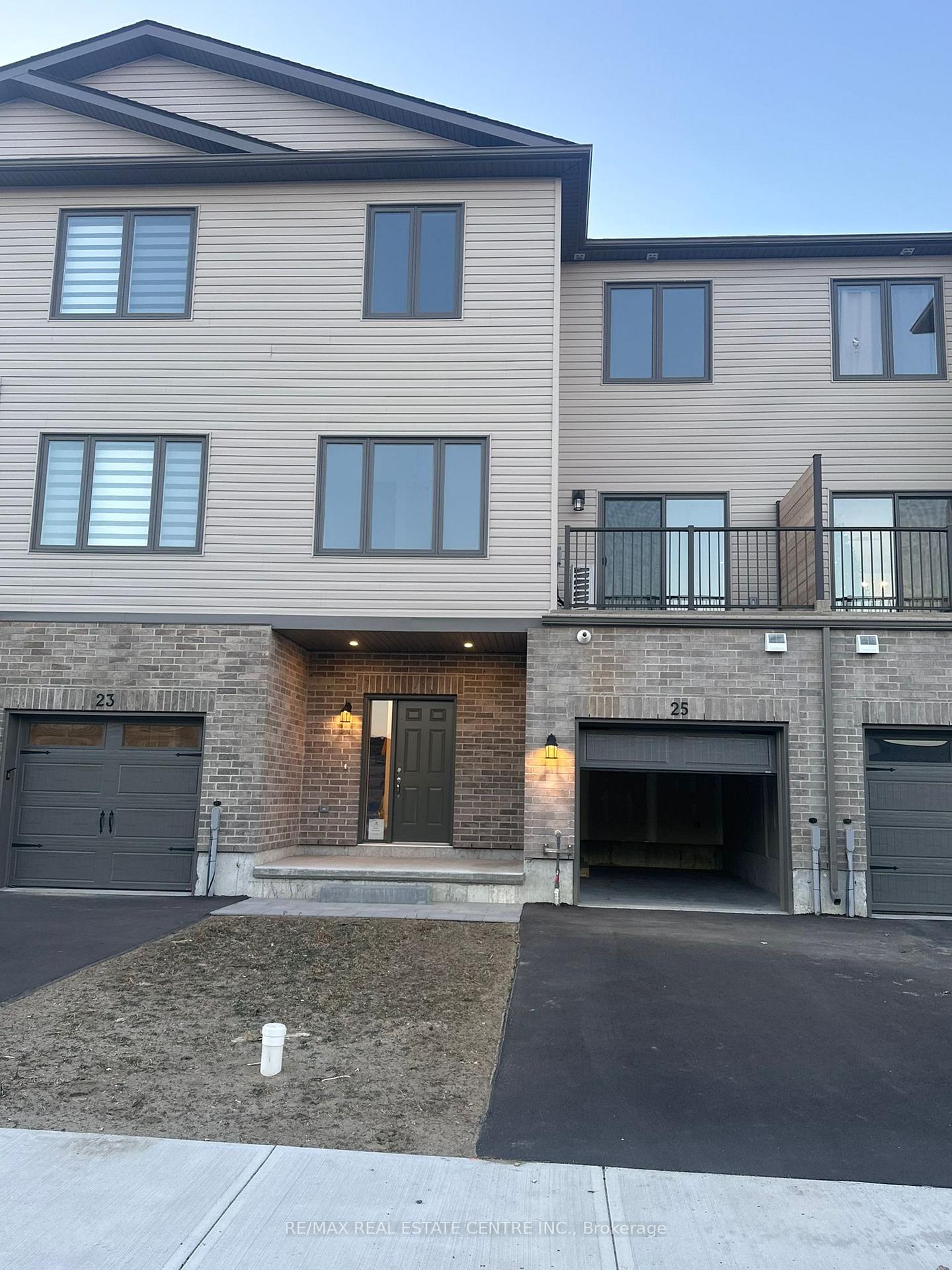 Front of 25 Markland Avenue