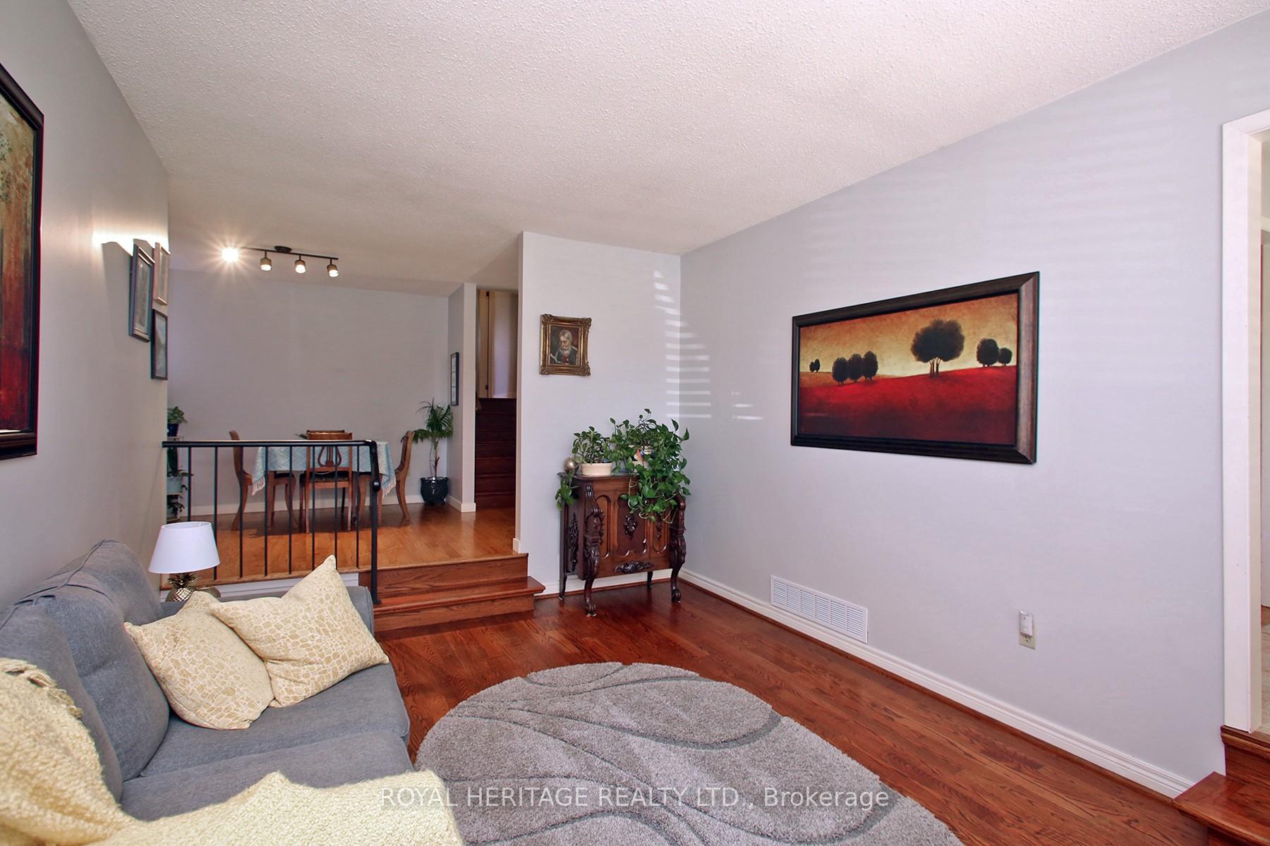 Photo 6 of 576 Rosebank Road, Pickering, Rosebank — HOMEH