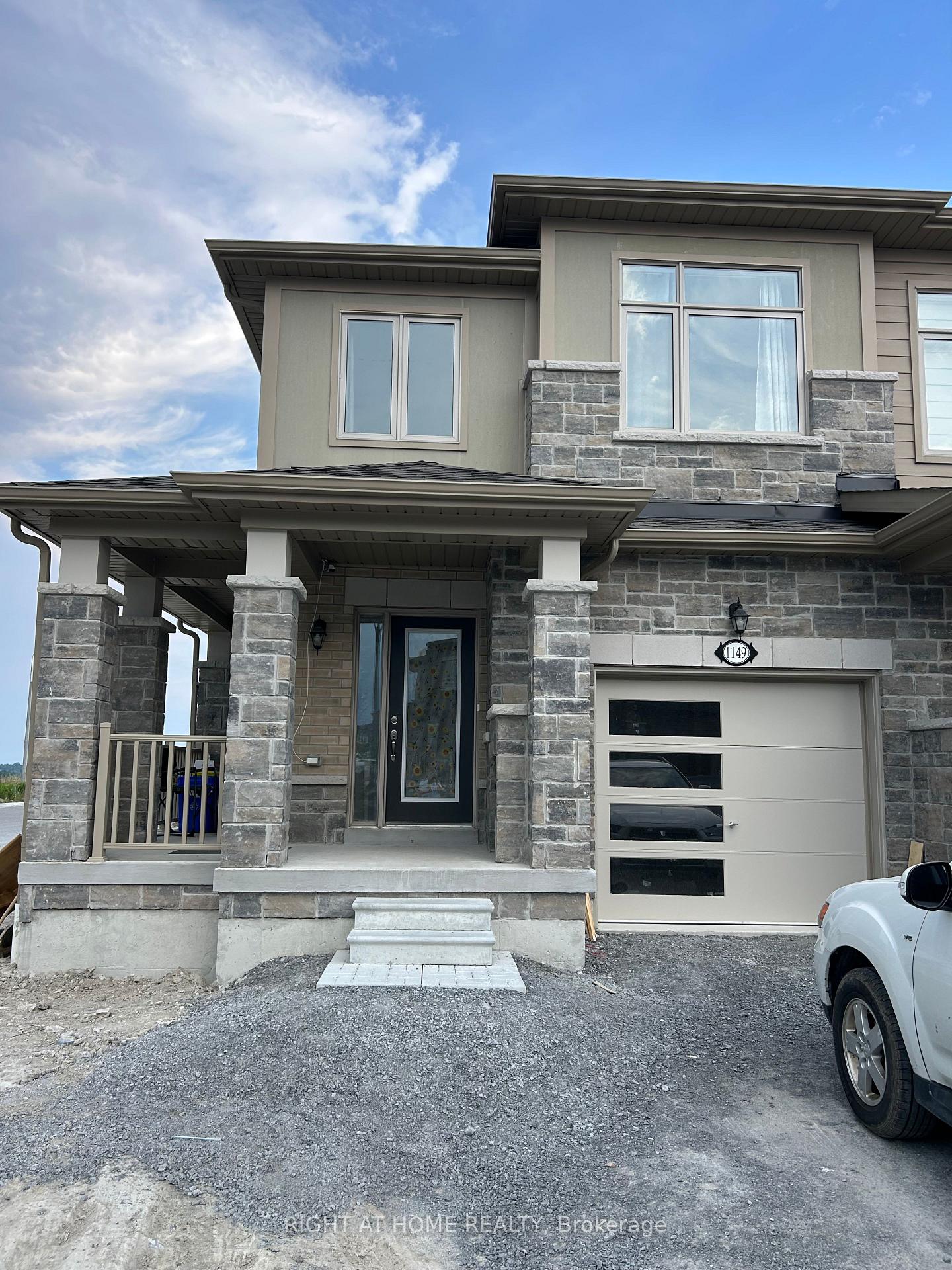 Photo 1 of Unit Upper Level, 1149 Cameo Street, Pickering, Rural Pickering — HOMEH