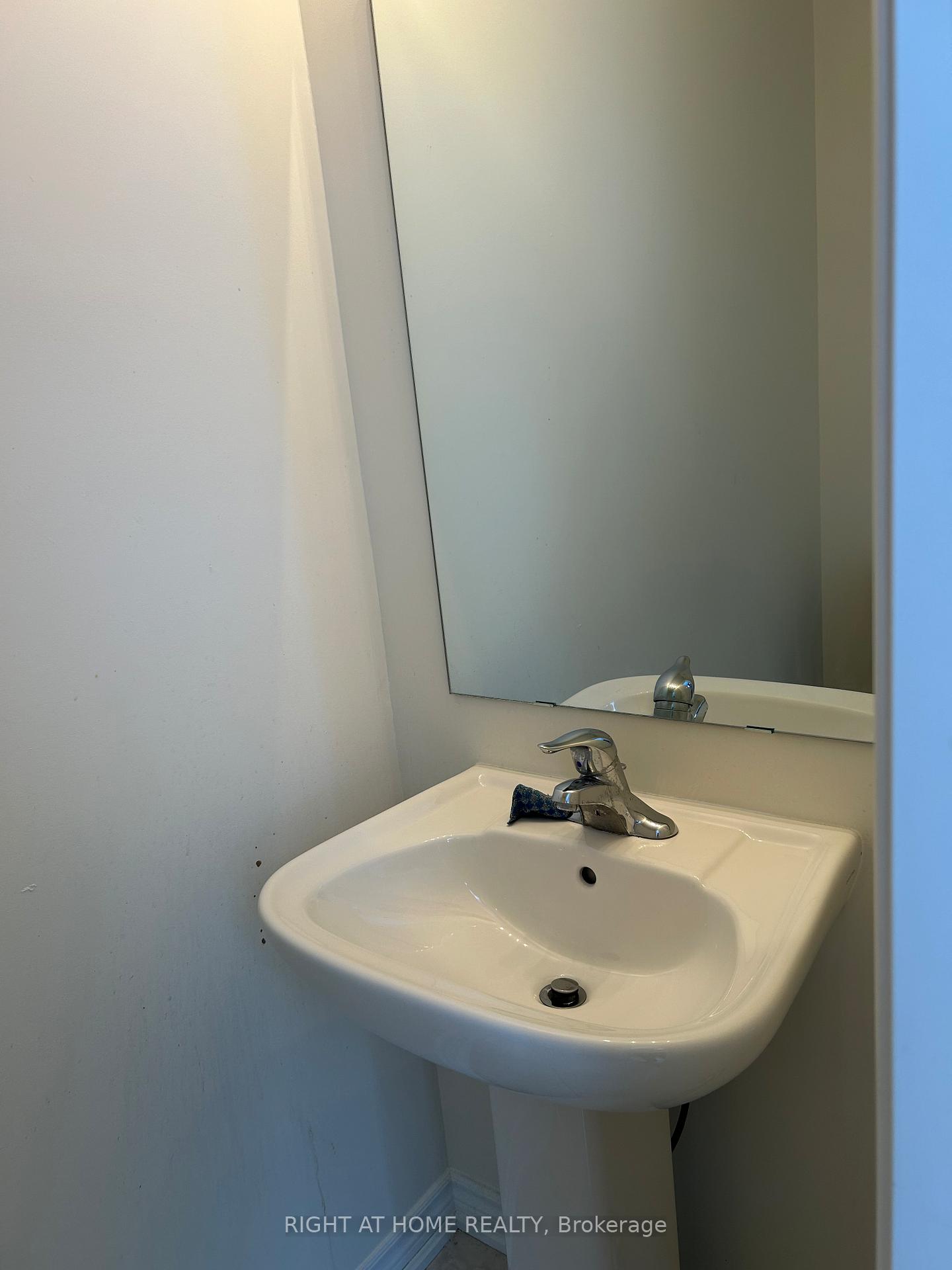 Photo 13 of Unit Upper Level, 1149 Cameo Street, Pickering, Rural Pickering — HOMEH