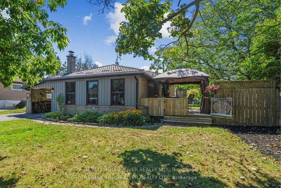 Photo 2 of 810 Zator Avenue, Pickering, Bay Ridges — HOMEH