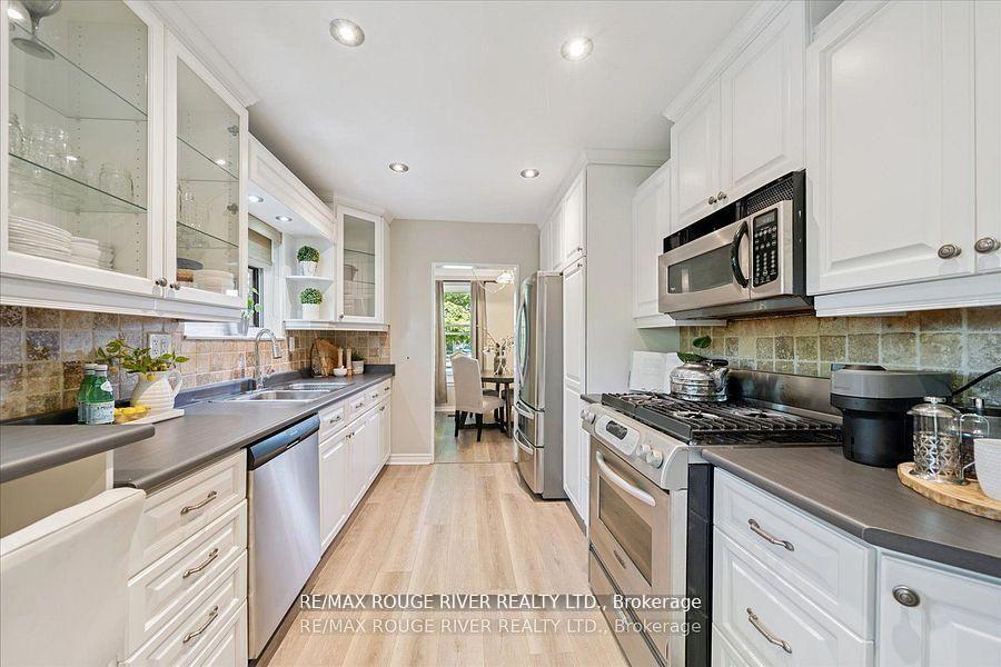 Photo 6 of 810 Zator Avenue, Pickering, Bay Ridges — HOMEH