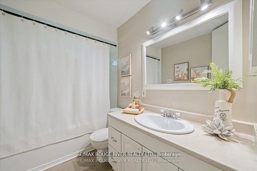 Photo 20 of 810 Zator Avenue, Pickering, Bay Ridges — HOMEH
