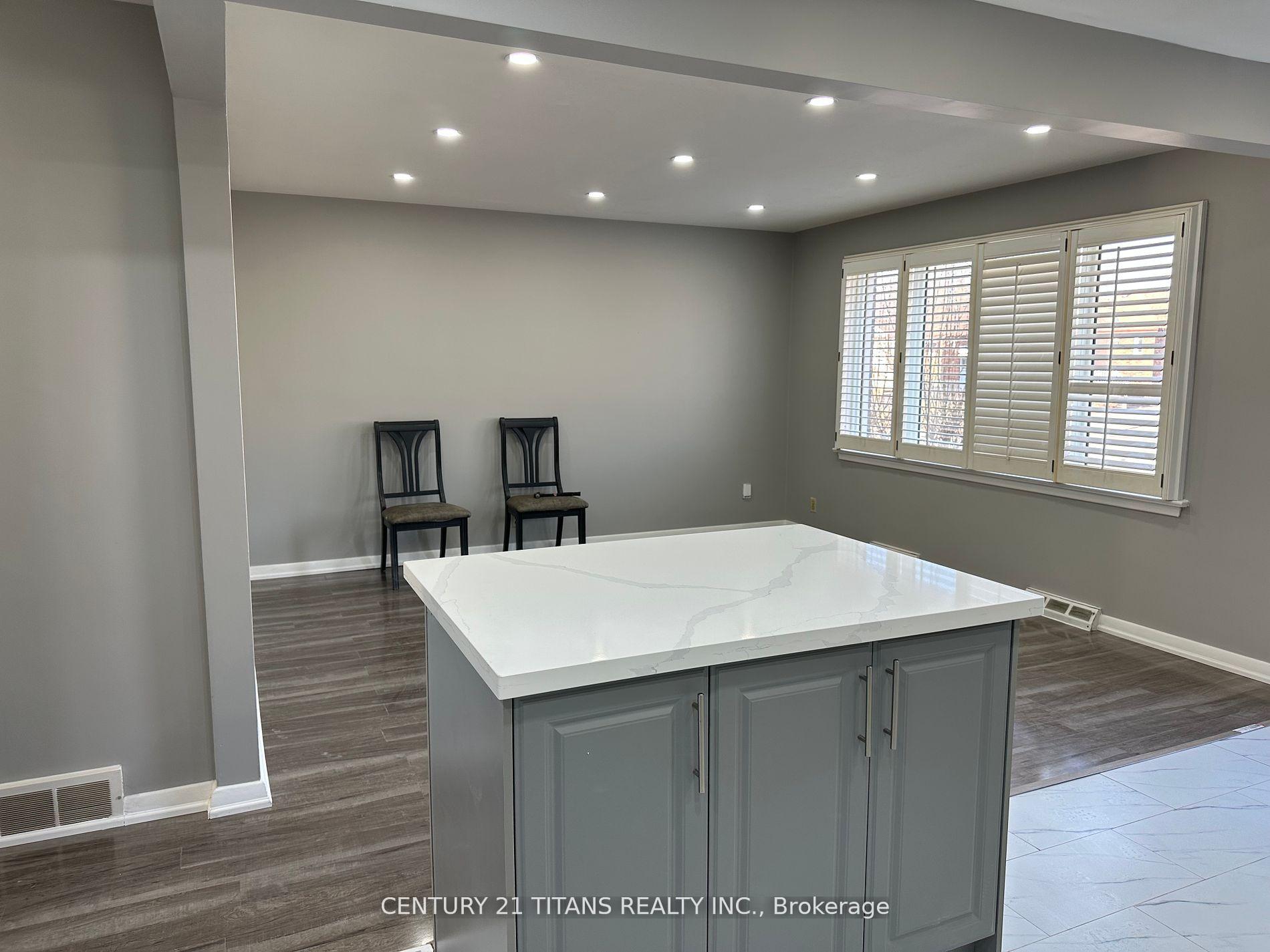 Photo 9 of 374 Highland Avenue W, Oshawa, Central — HOMEH