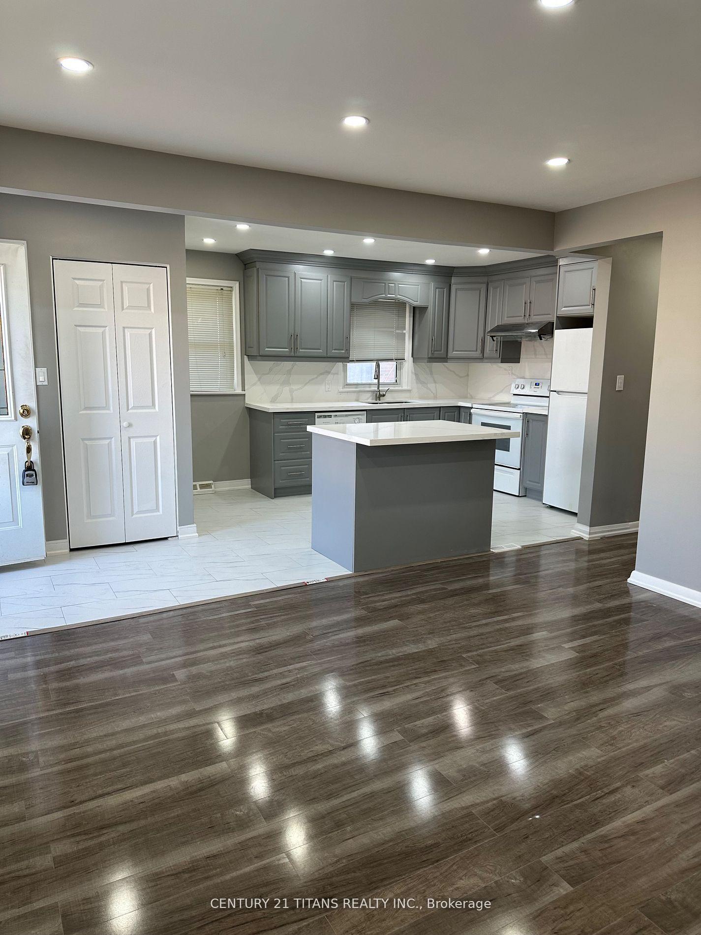 Photo 10 of 374 Highland Avenue W, Oshawa, Central — HOMEH