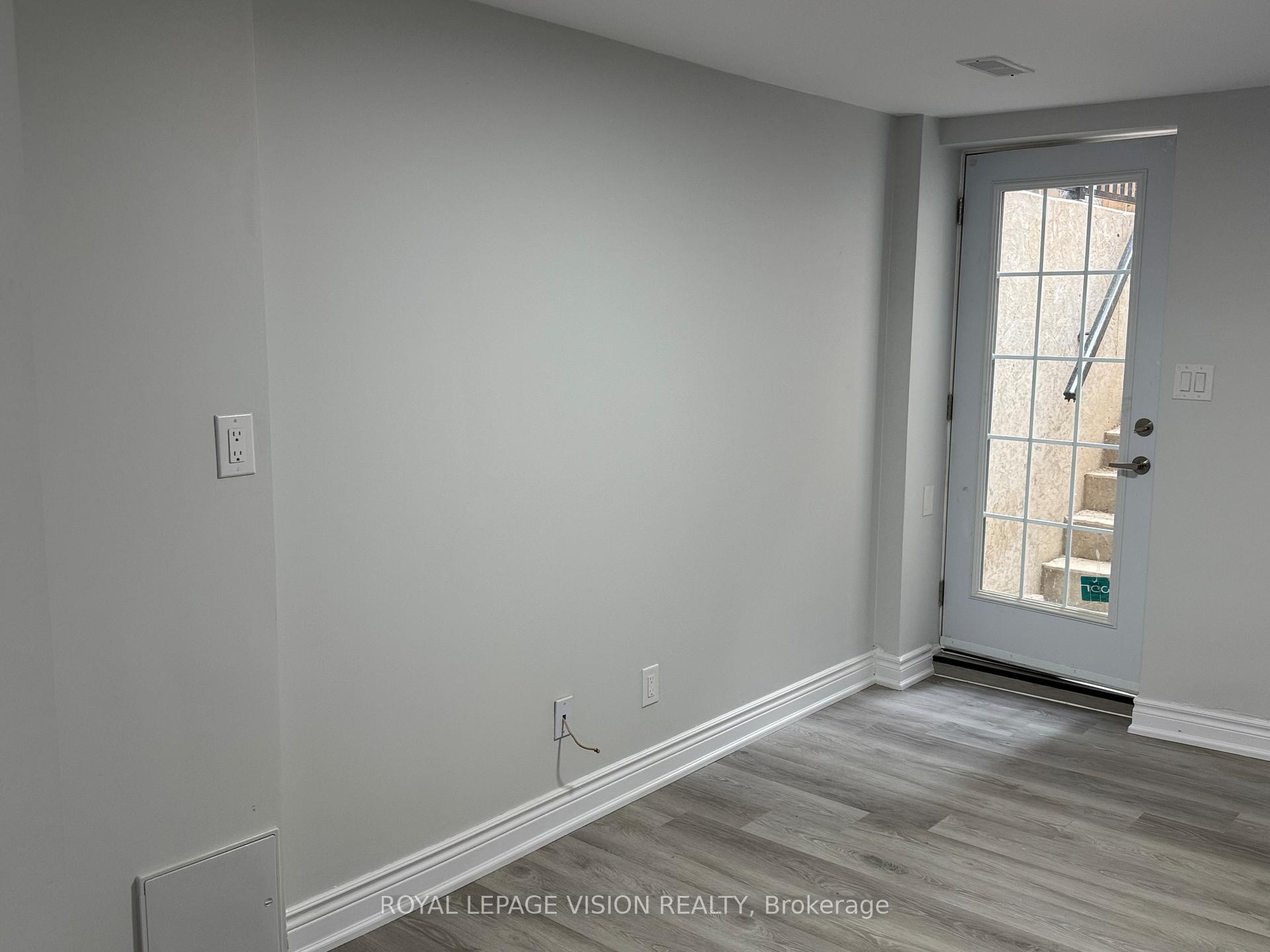 Photo 4 of Unit Basement, 1402 Ferncliff Circle, Pickering, Liverpool — HOMEH