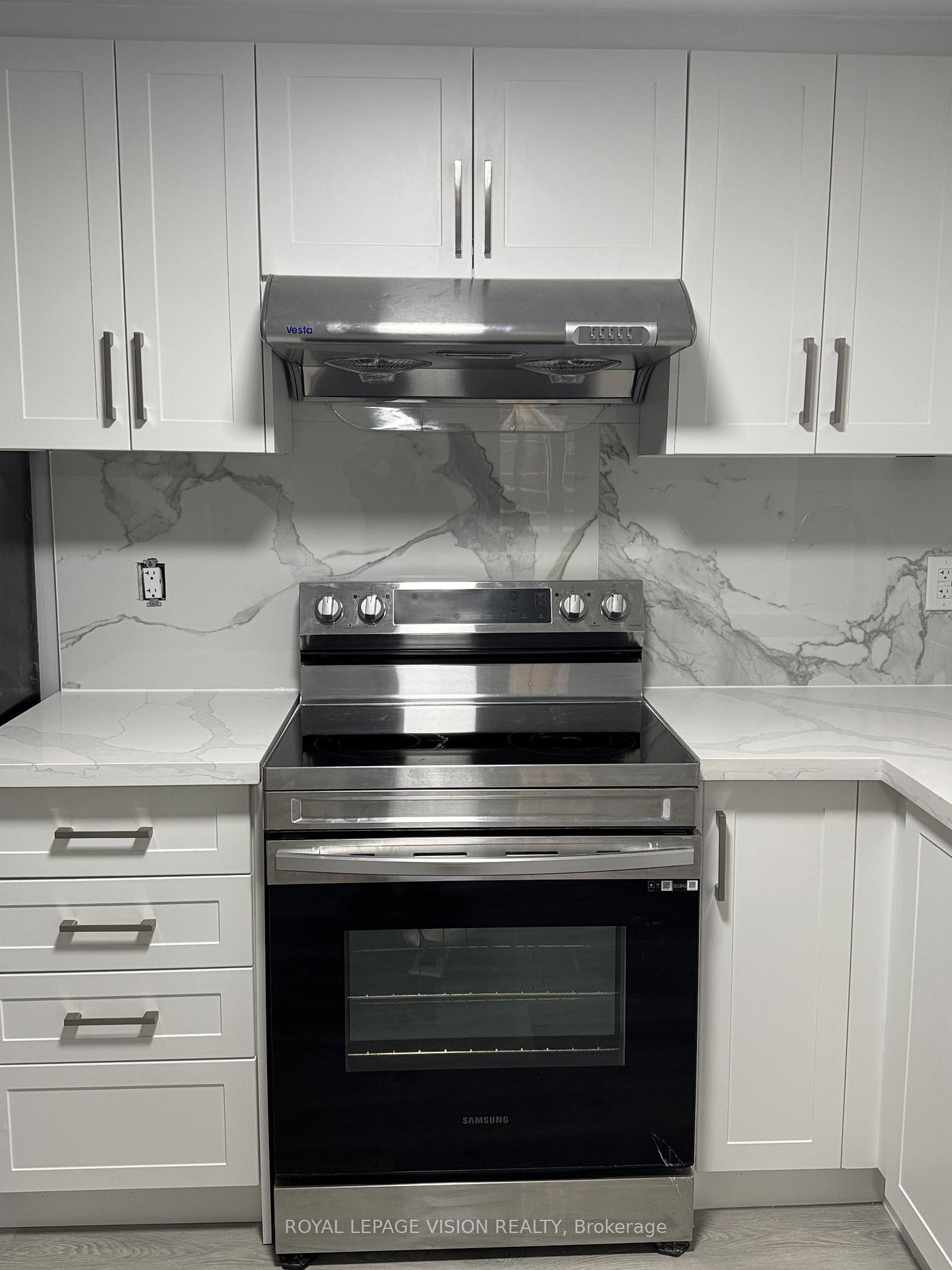 Photo 6 of Unit Basement, 1402 Ferncliff Circle, Pickering, Liverpool — HOMEH