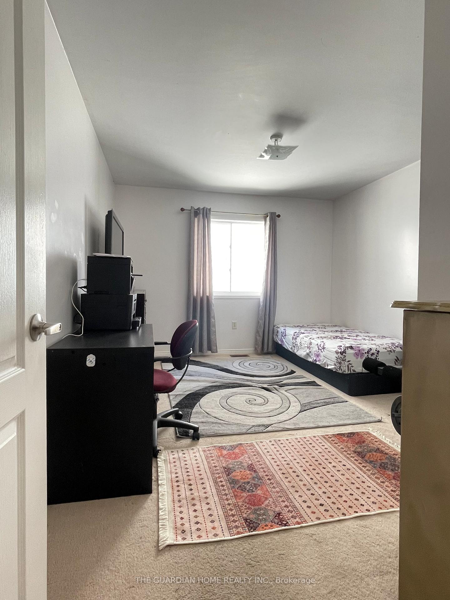 Photo 11 of 1513 Aldergrove Drive, Oshawa, Taunton — HOMEH