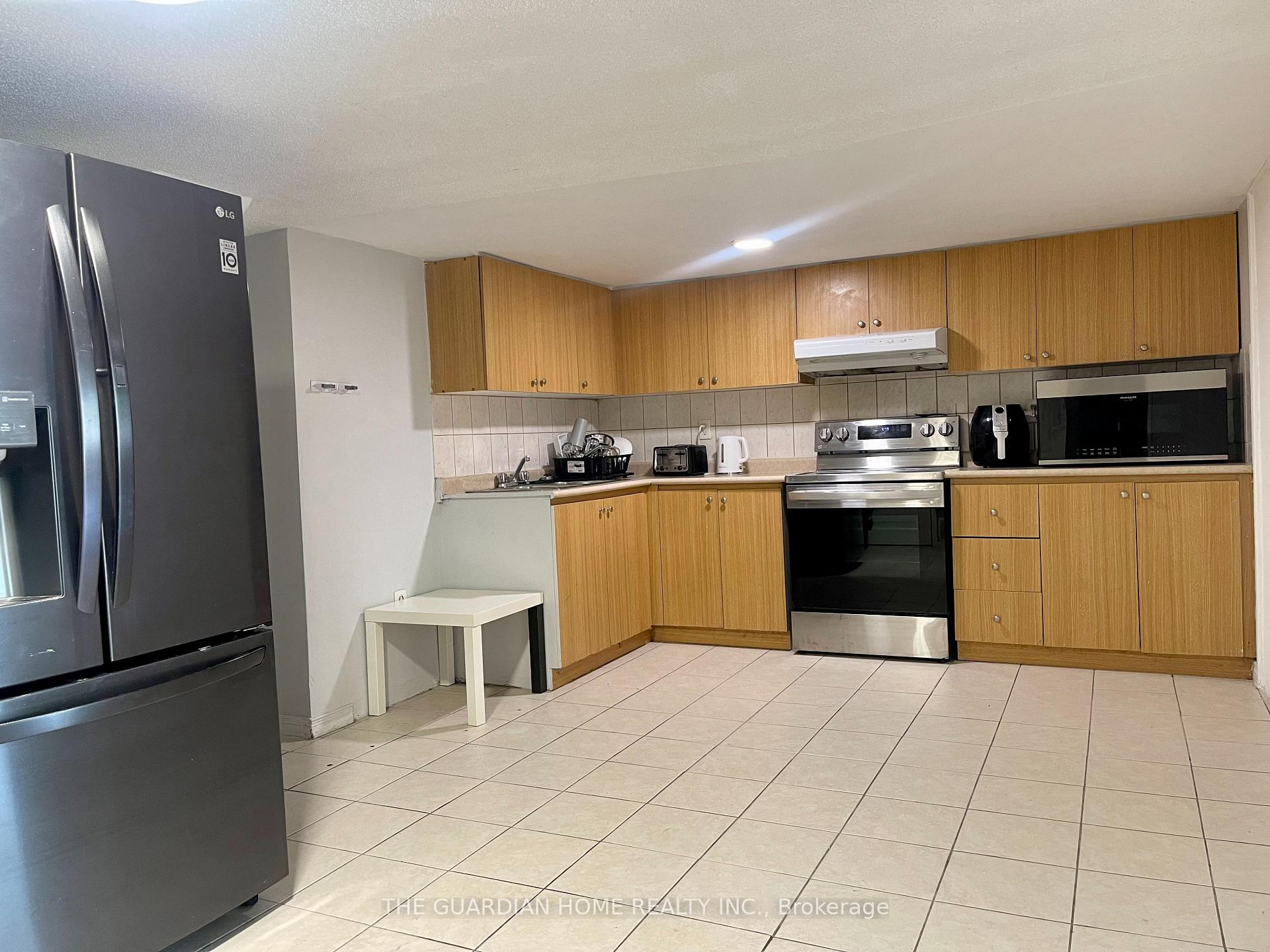 Photo 15 of 1513 Aldergrove Drive, Oshawa, Taunton — HOMEH