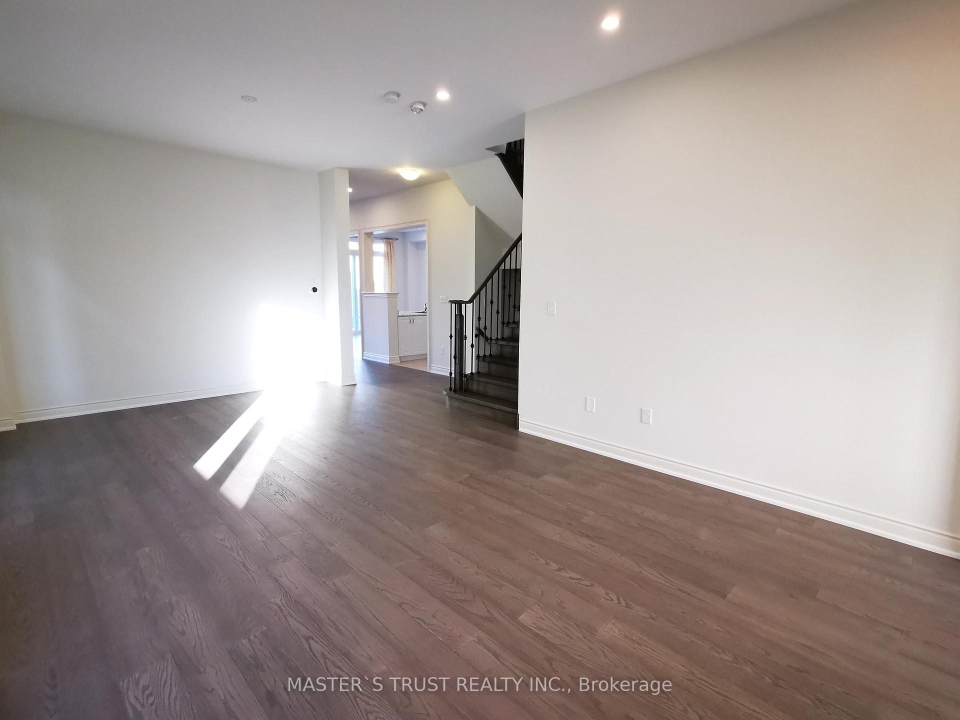 Photo 8 of 2529 Stallion Drive, Oshawa, Windfields — HOMEH