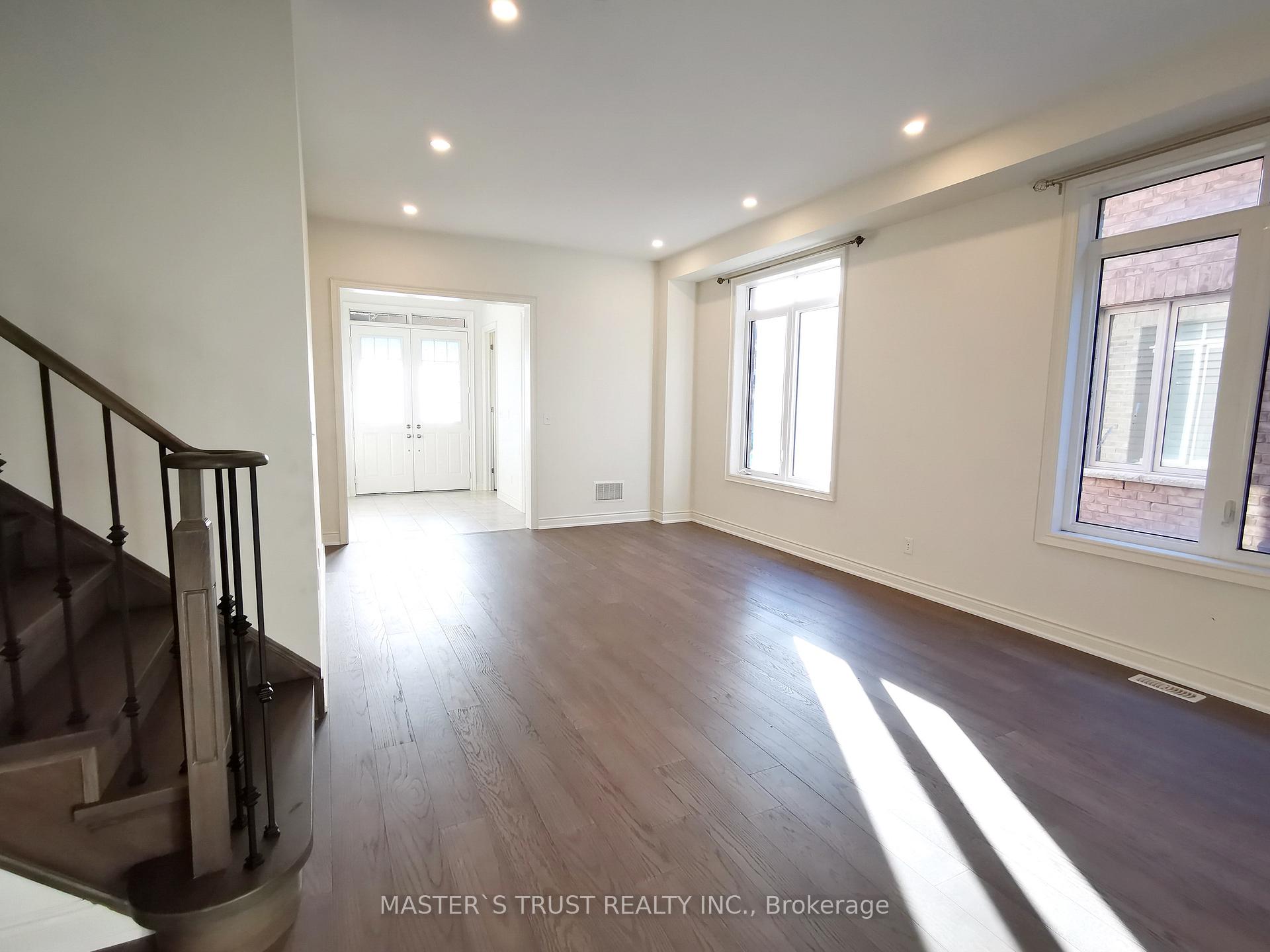 Photo 9 of 2529 Stallion Drive, Oshawa, Windfields — HOMEH