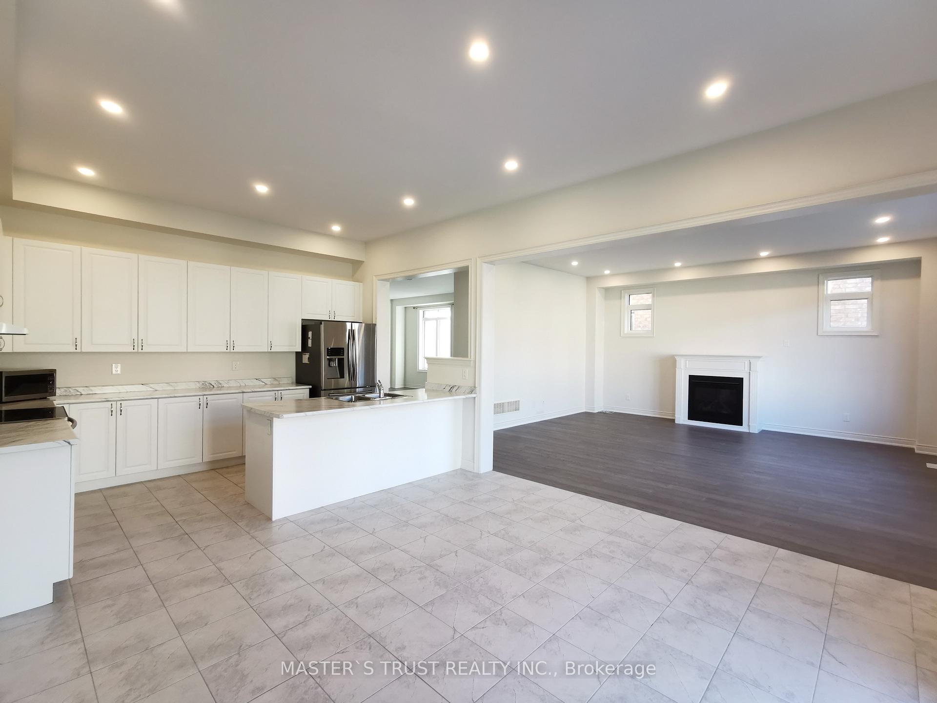 Photo 15 of 2529 Stallion Drive, Oshawa, Windfields — HOMEH