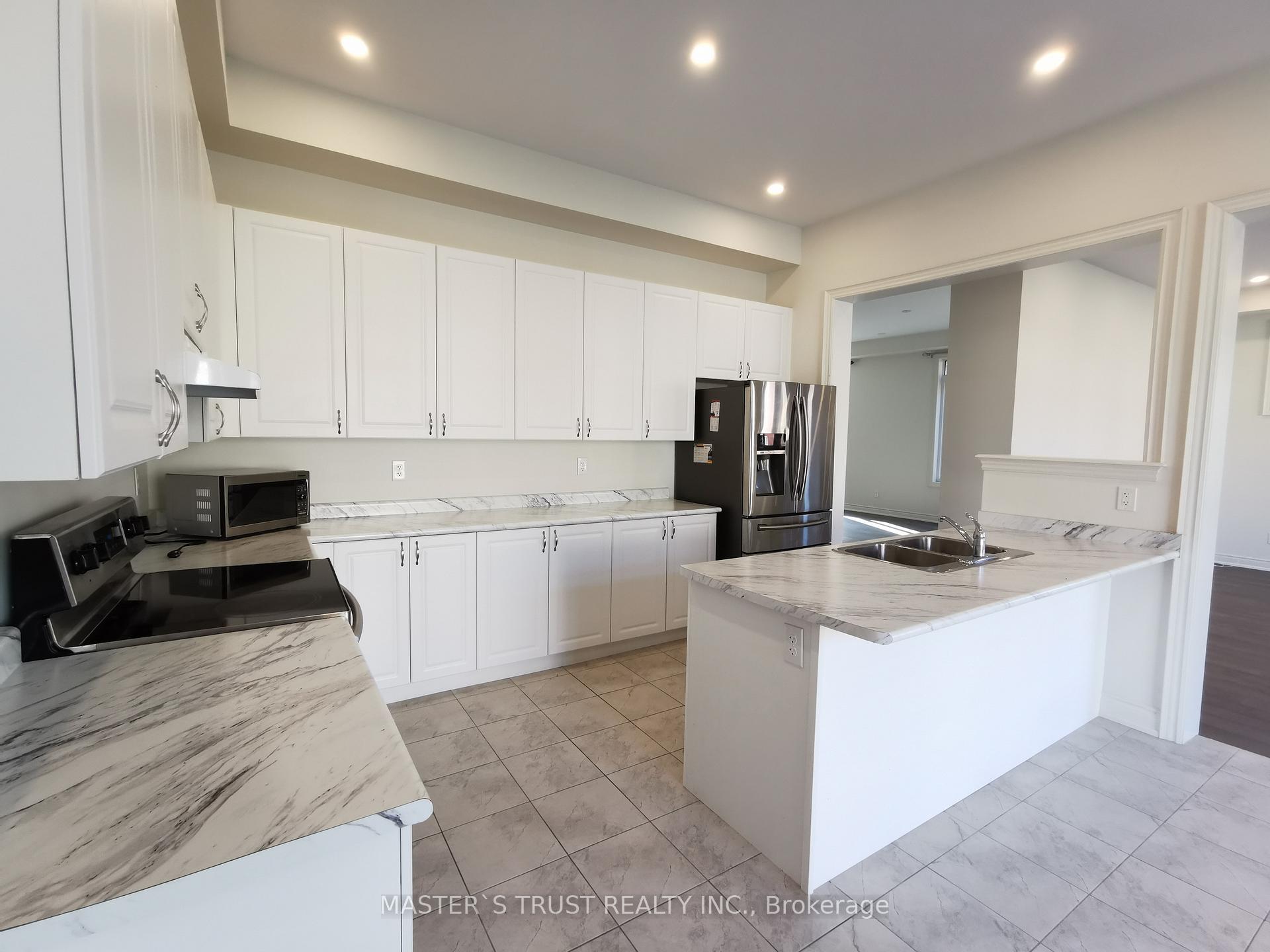 Photo 16 of 2529 Stallion Drive, Oshawa, Windfields — HOMEH