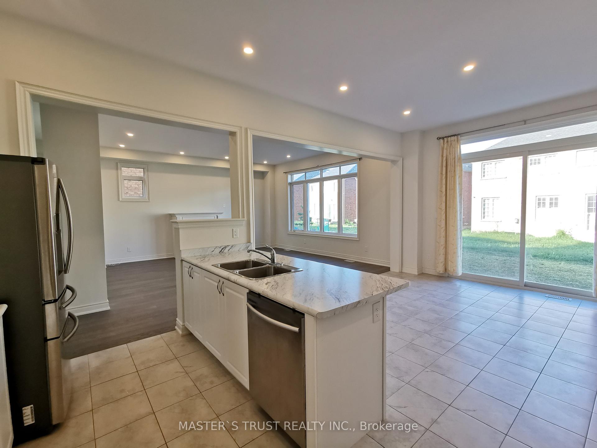 Photo 18 of 2529 Stallion Drive, Oshawa, Windfields — HOMEH