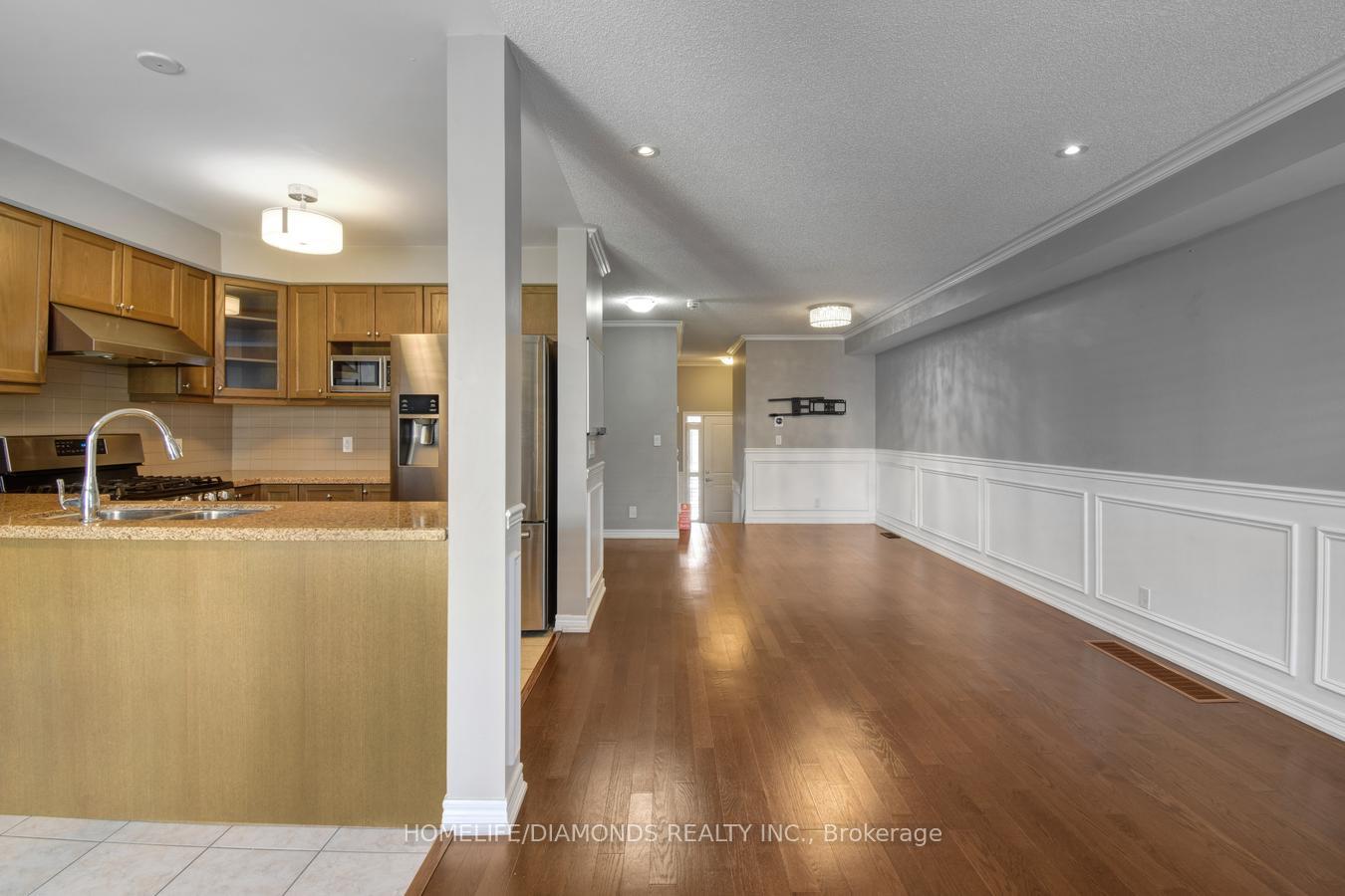 Photo 13 of 66 Great Gabe Crescent, Oshawa, Windfields — HOMEH