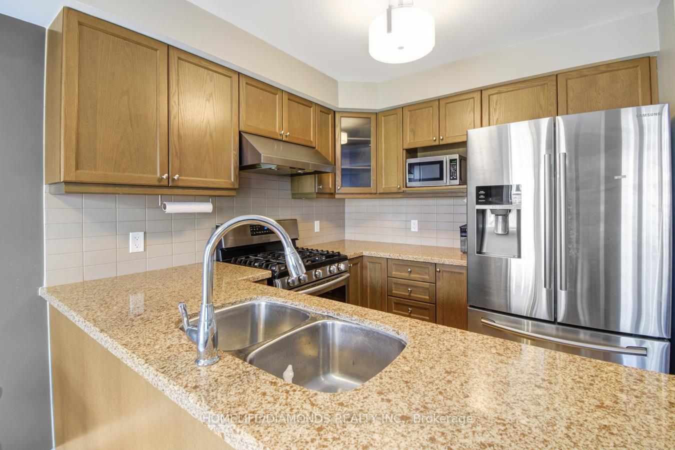 Photo 15 of 66 Great Gabe Crescent, Oshawa, Windfields — HOMEH