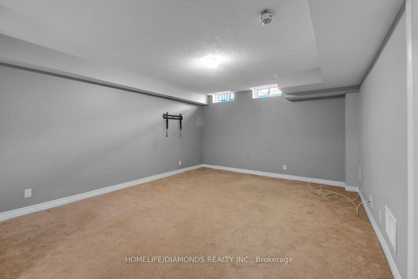 Photo 34 of 66 Great Gabe Crescent, Oshawa, Windfields — HOMEH
