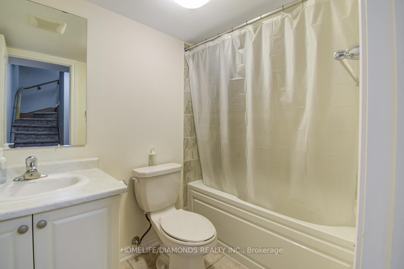 Photo 37 of 66 Great Gabe Crescent, Oshawa, Windfields — HOMEH