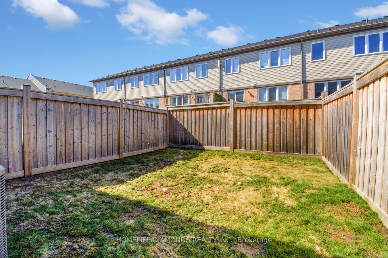 Photo 38 of 66 Great Gabe Crescent, Oshawa, Windfields — HOMEH