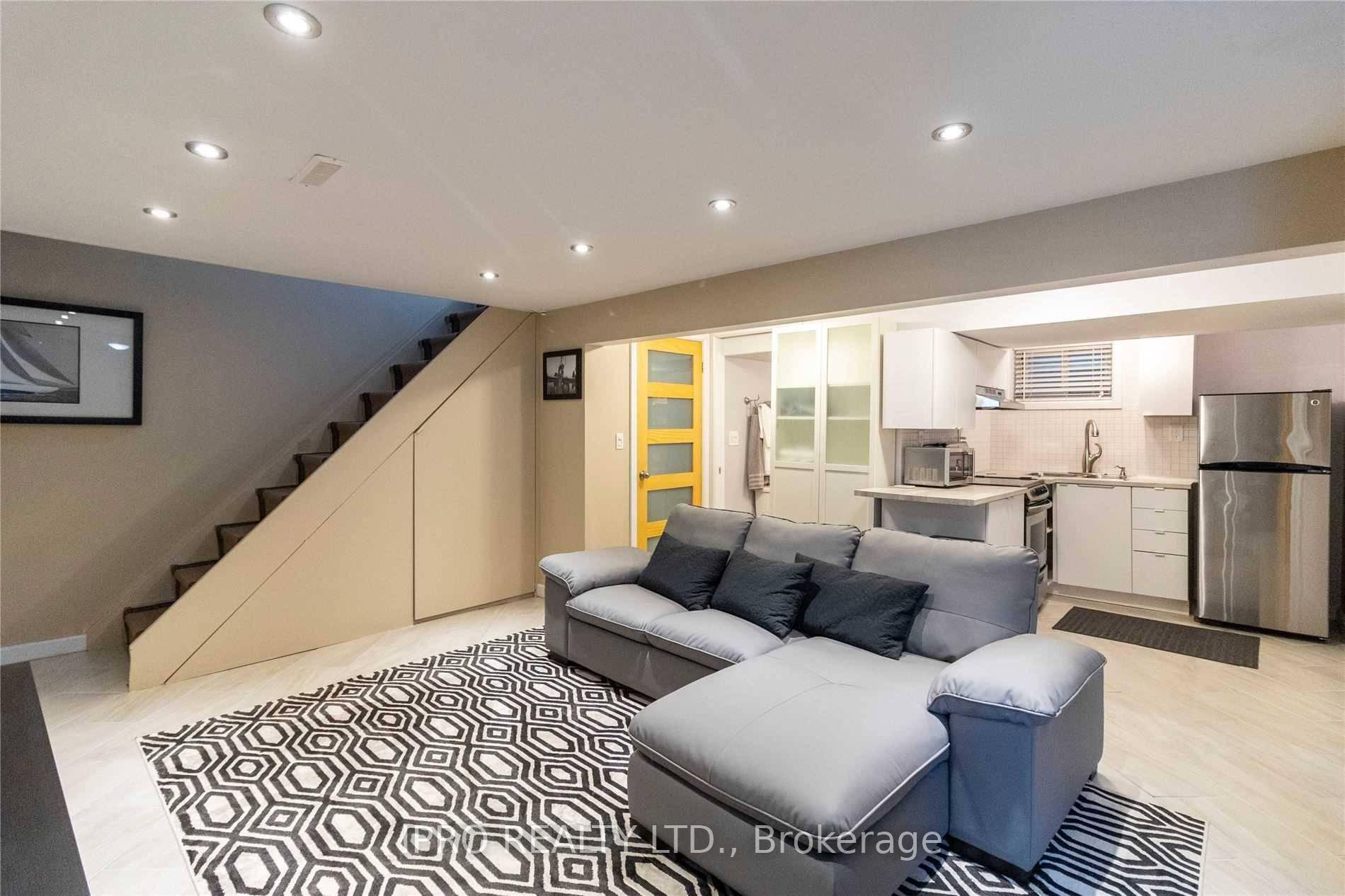 Photo 3 of Unit Bsmt, 730 Breezy Drive, Pickering, West Shore — HOMEH