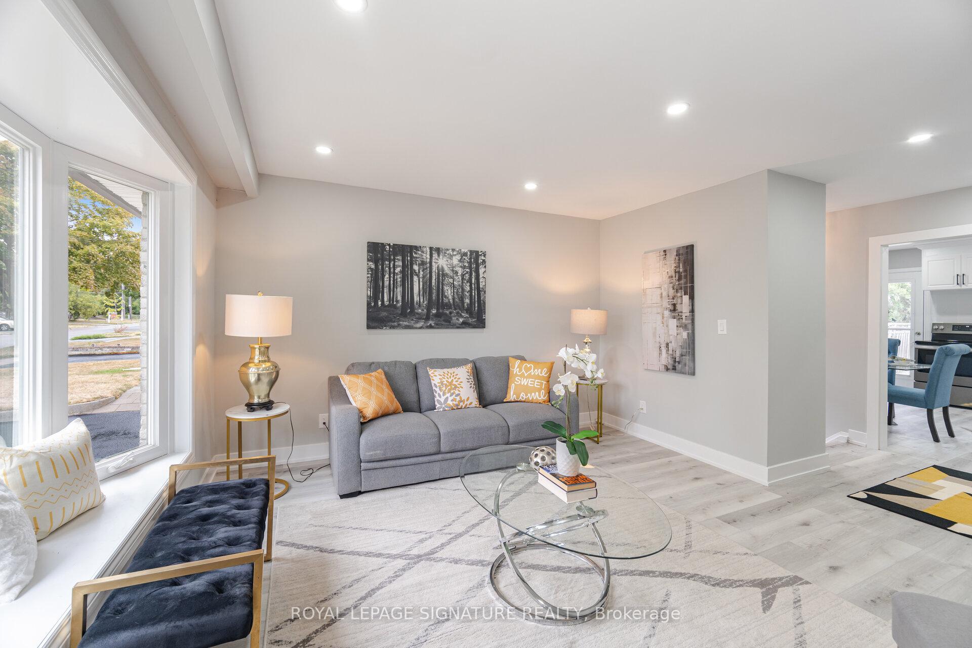 Photo 4 of 303 Durham Court, Oshawa, Vanier — HOMEH