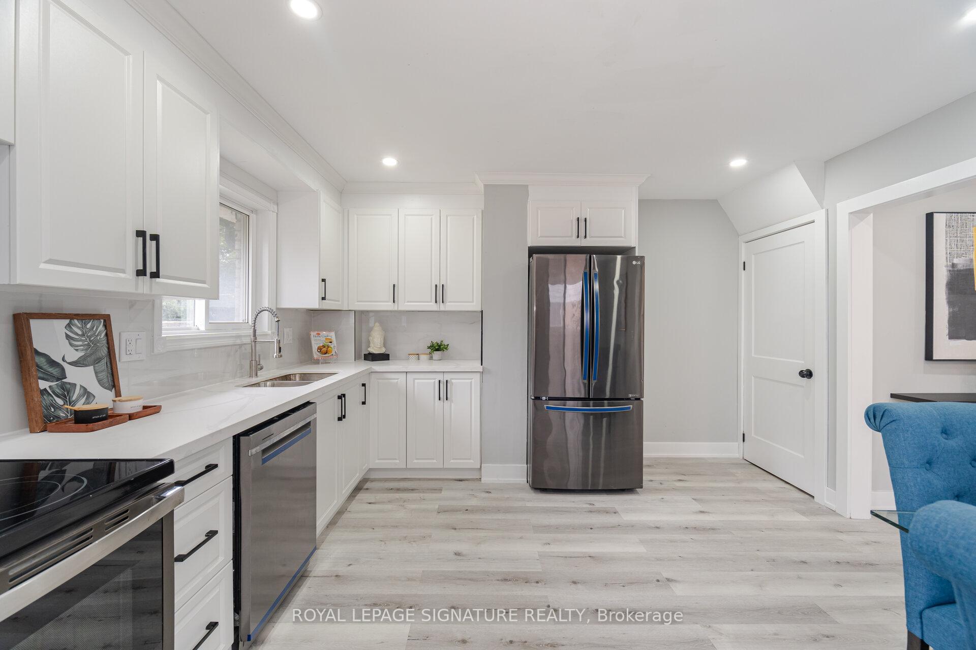 Photo 8 of 303 Durham Court, Oshawa, Vanier — HOMEH