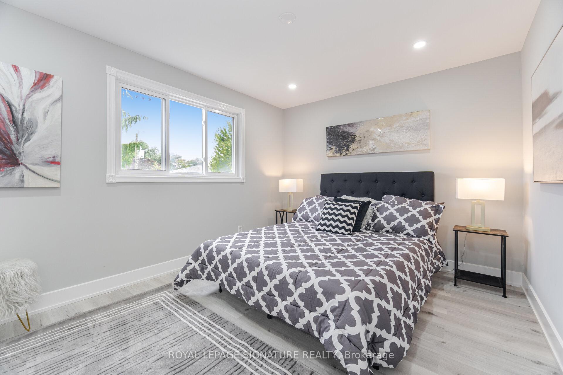 Photo 19 of 303 Durham Court, Oshawa, Vanier — HOMEH