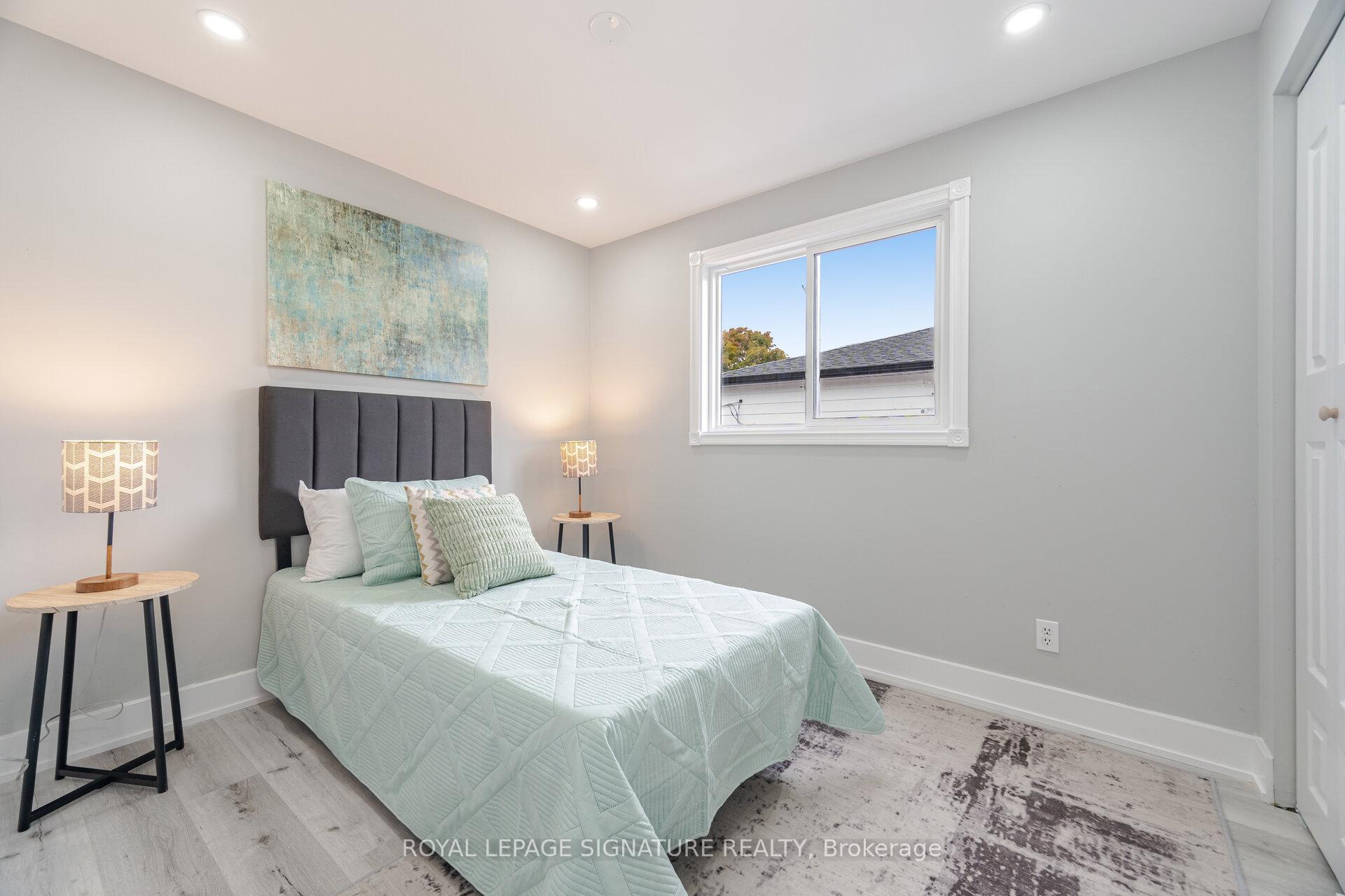 Photo 21 of 303 Durham Court, Oshawa, Vanier — HOMEH