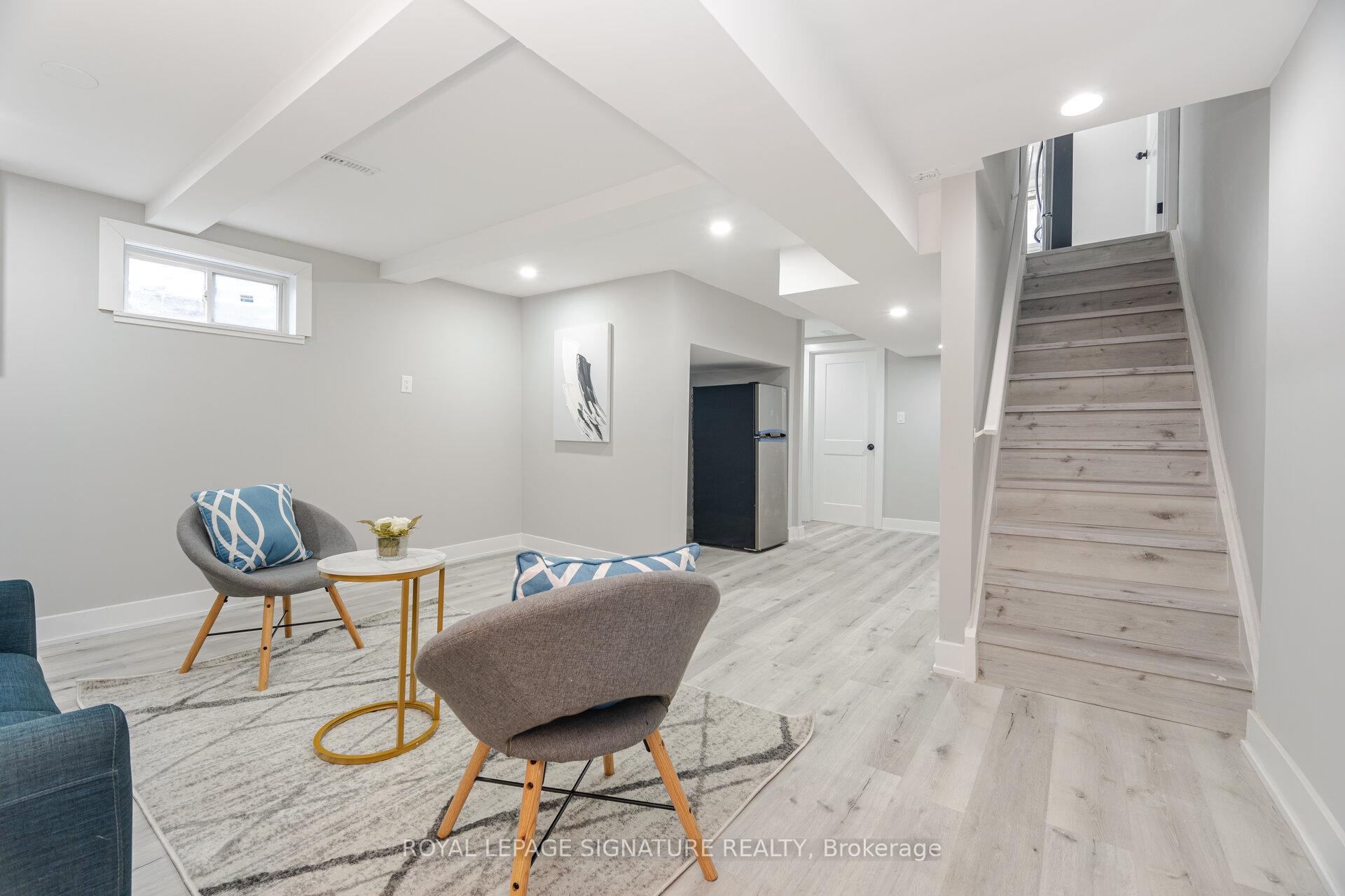 Photo 27 of 303 Durham Court, Oshawa, Vanier — HOMEH