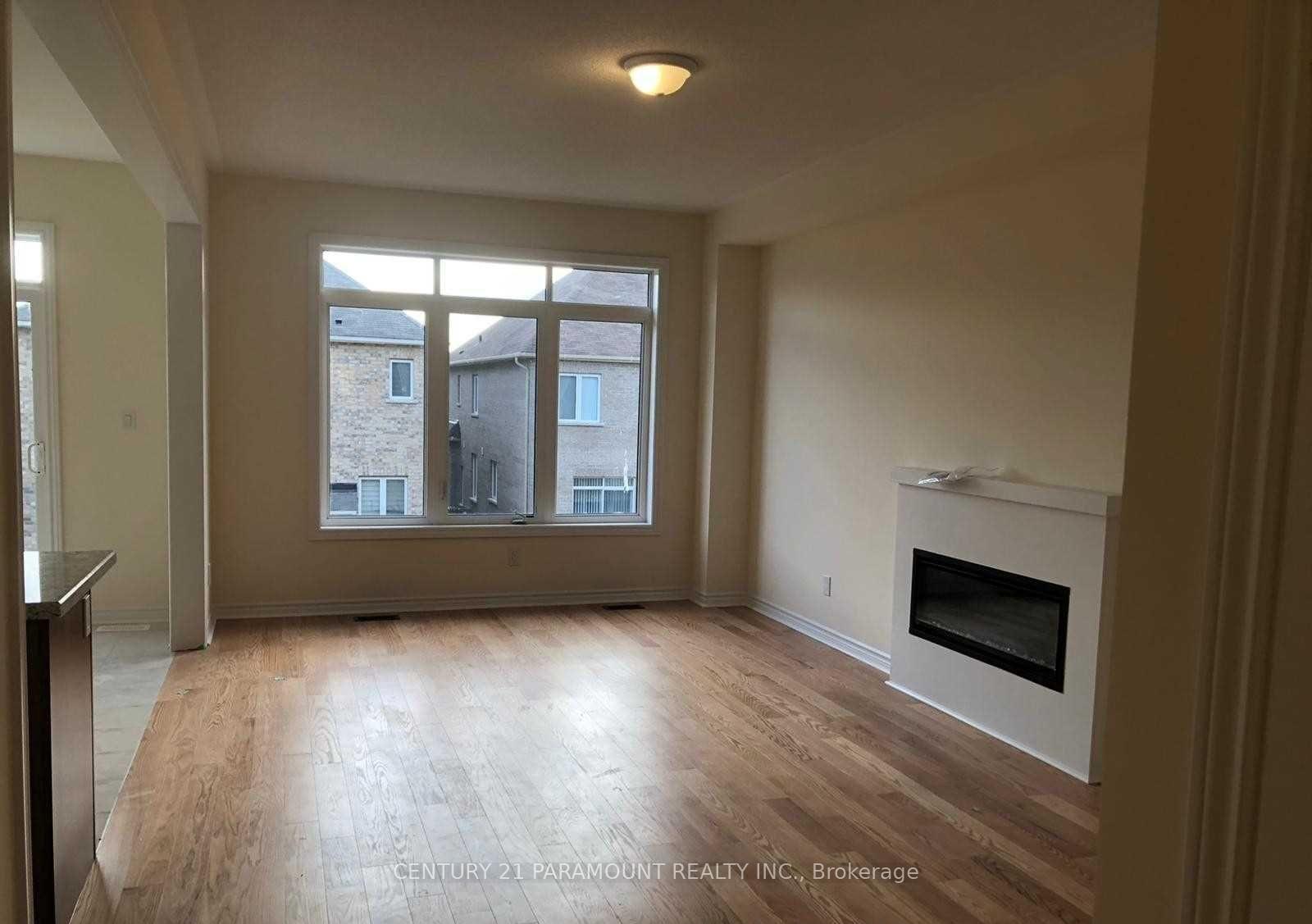 Photo 4 of 1814 Fosterbrook Street, Oshawa, Taunton — HOMEH