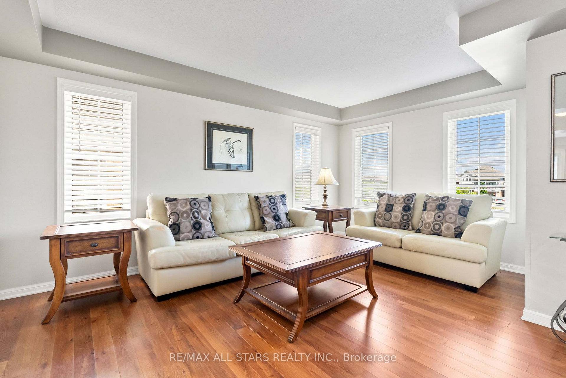 Photo 16 of 2450 William Jackson Drive, Pickering, Duffin Heights — HOMEH