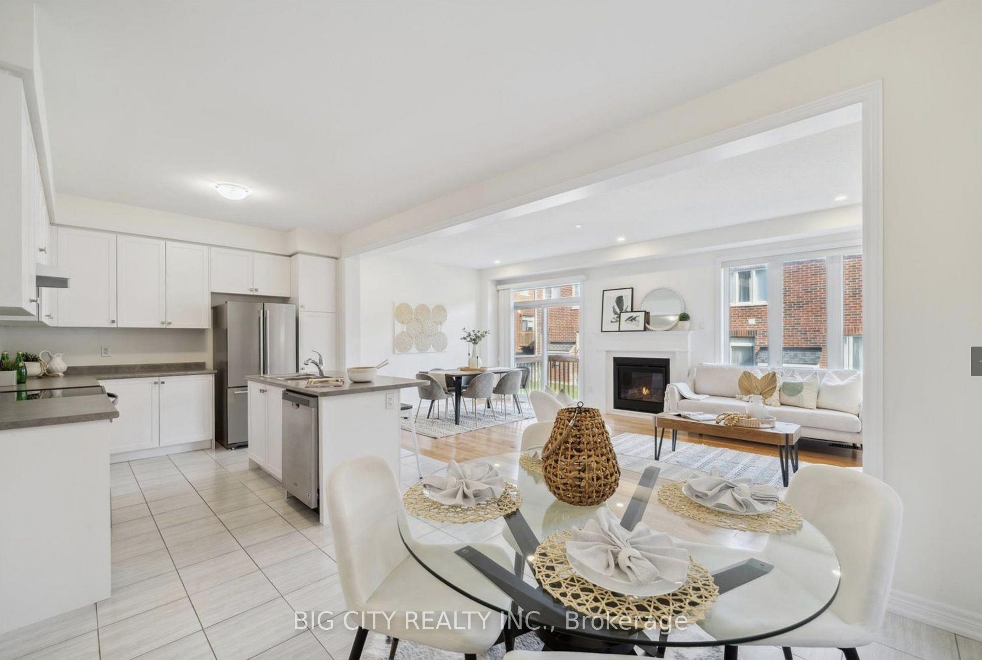 Photo 6 of 1192 Enchanted Crescent, Pickering, Rural Pickering — HOMEH