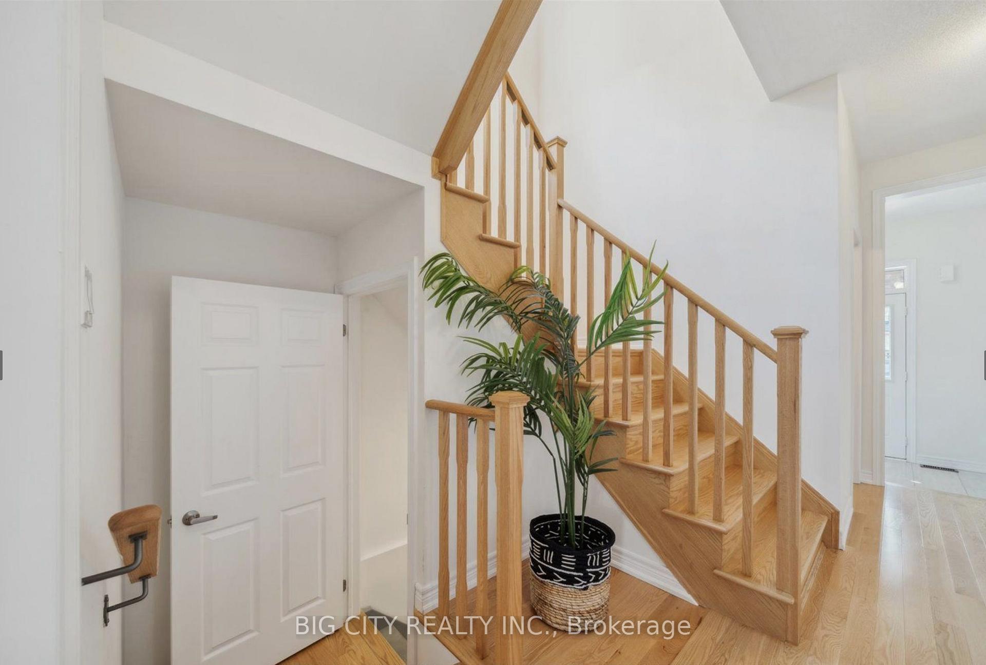 Photo 25 of 1192 Enchanted Crescent, Pickering, Rural Pickering — HOMEH