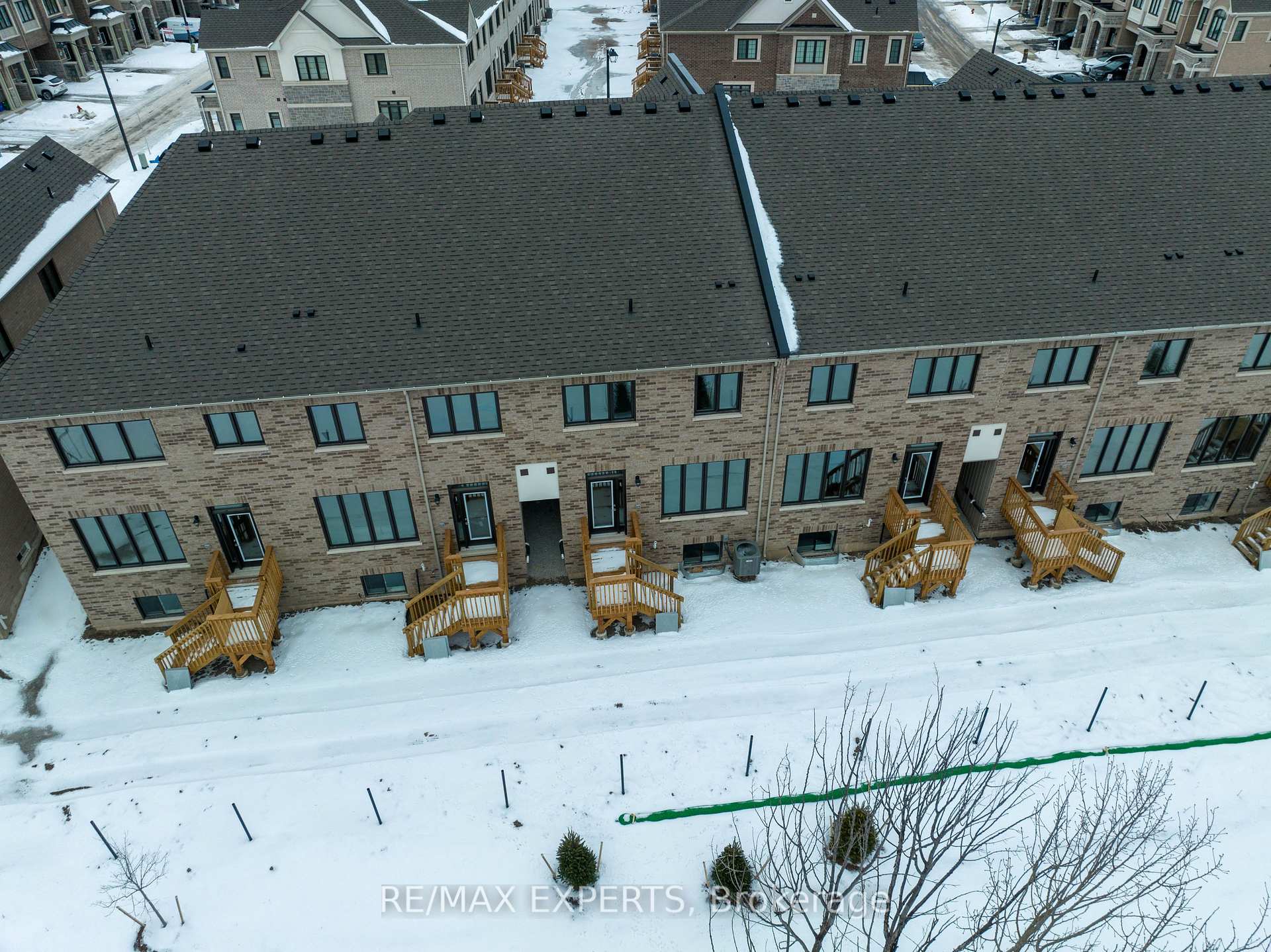 Photo 33 of 575 Celandine Terrace, Milton, Walker — HOMEH