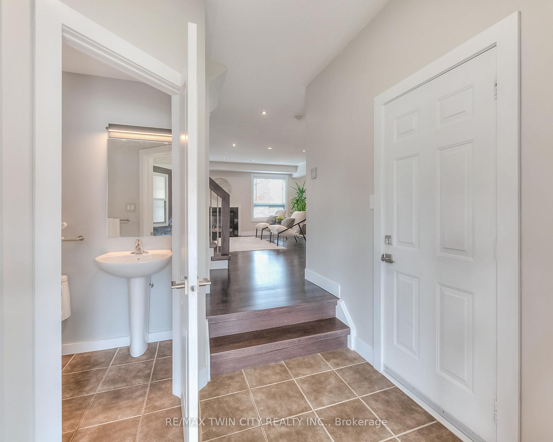 Photo 7 of 1200 McMullen Crescent, Milton, Clarke — HOMEH