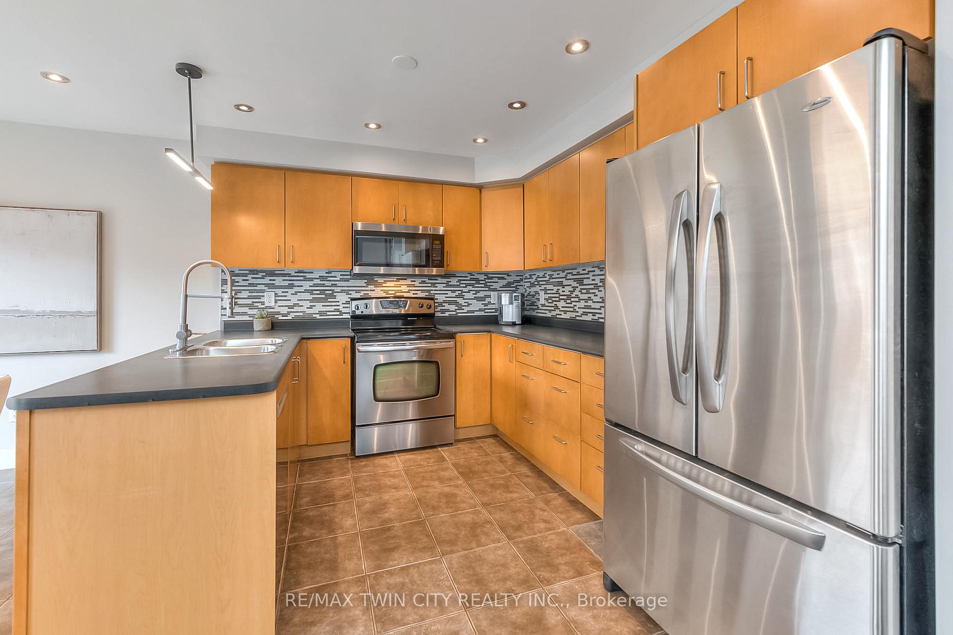 Photo 23 of 1200 McMullen Crescent, Milton, Clarke — HOMEH