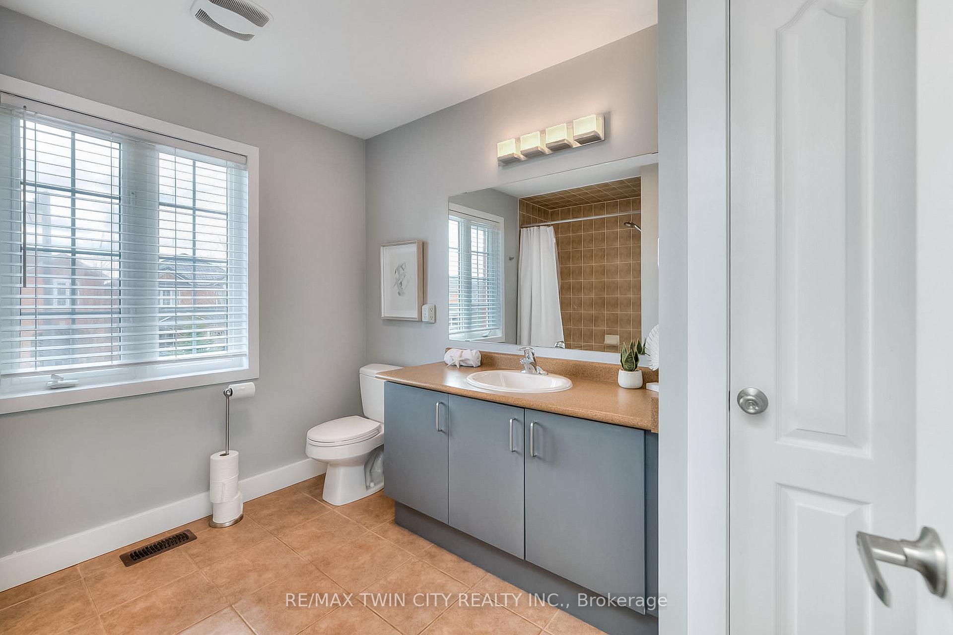 Photo 33 of 1200 McMullen Crescent, Milton, Clarke — HOMEH