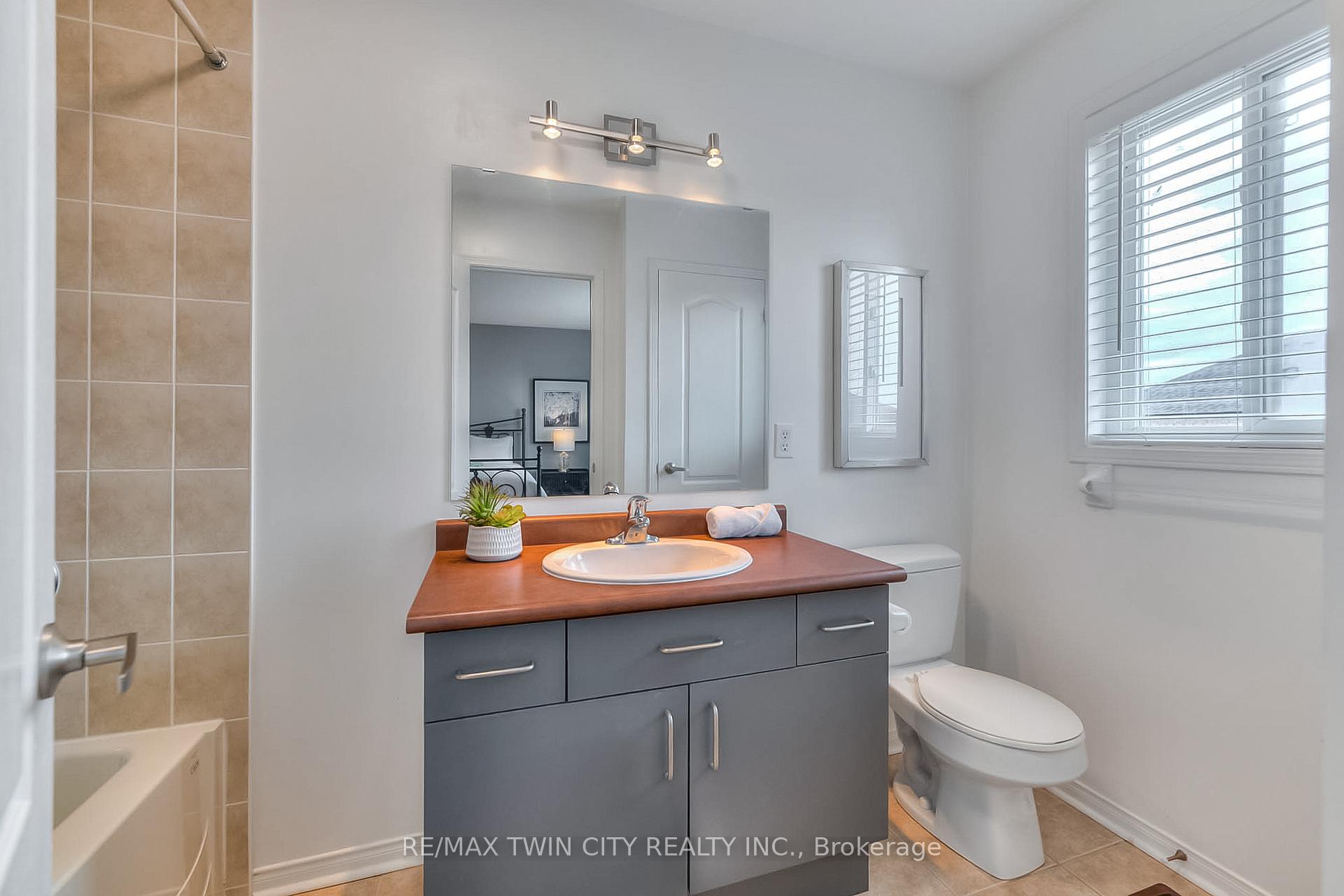 Photo 36 of 1200 McMullen Crescent, Milton, Clarke — HOMEH