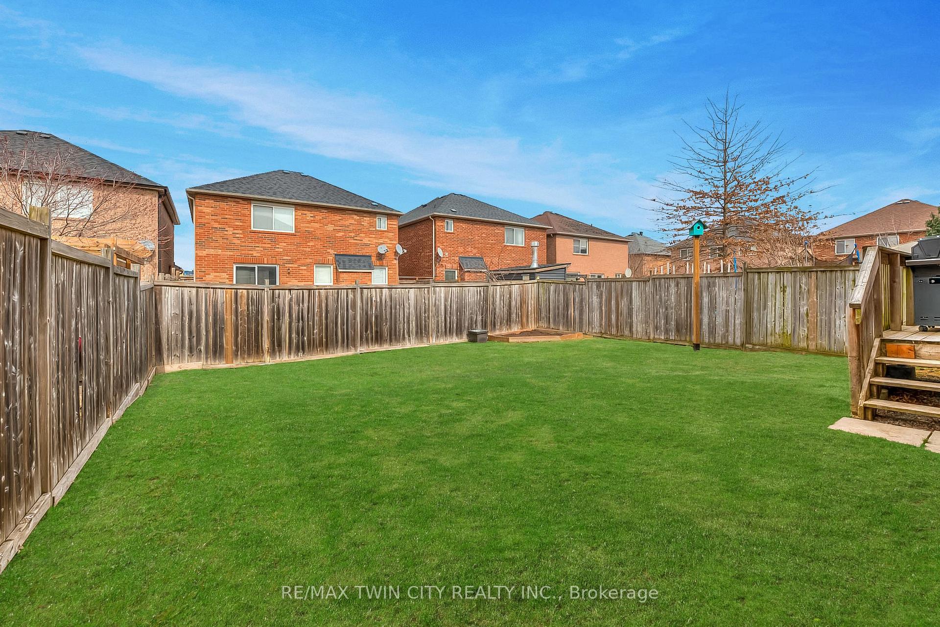 Photo 38 of 1200 McMullen Crescent, Milton, Clarke — HOMEH